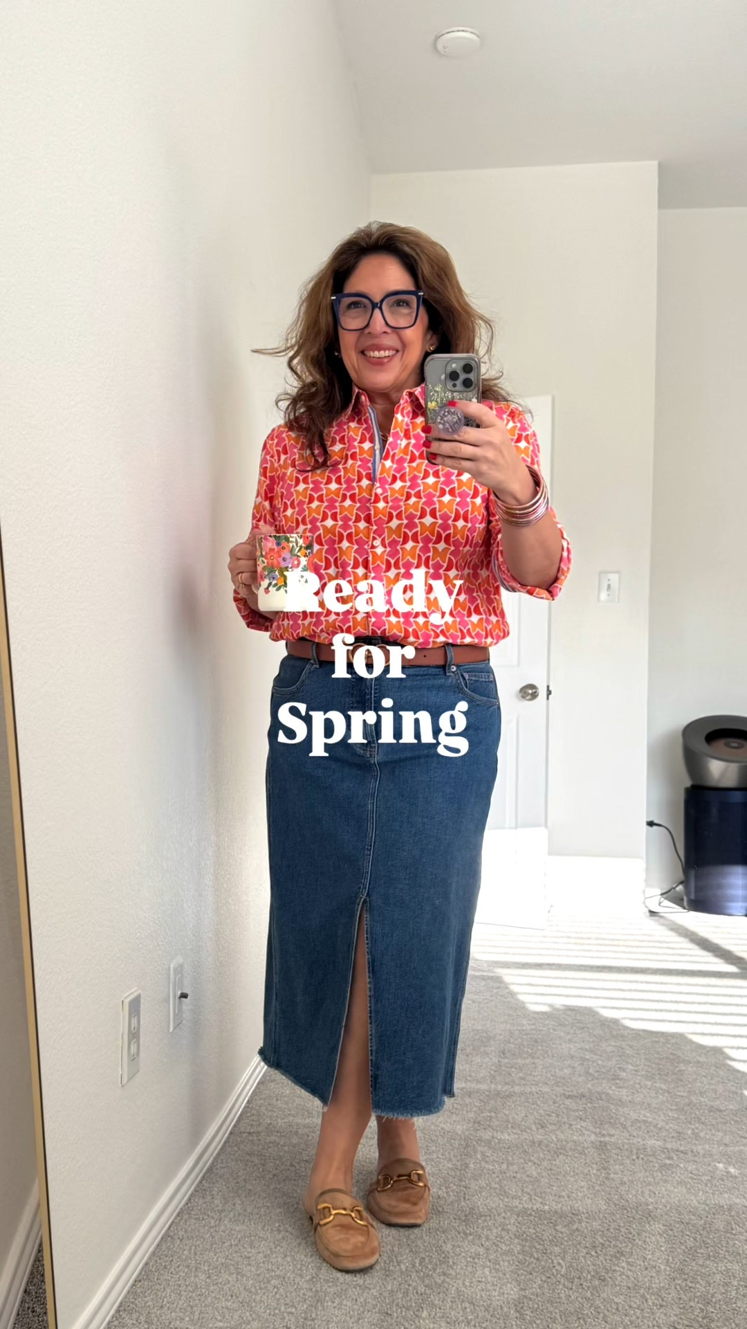 It feels like Spring today. I am wearing something that makes me happy and smile. This is a comfy outfit that gives me confidence and makes me feel put together. 

I’m Elisa, a wardrobe stylist, founder of Turnkey Style, and author of The Style Advantage: I Say What HR Can’t. I work with professionals and corporate teams to help them show up authentically, on brand, and with confidence. I’m also a mom of two grown boys, a wife, a post-menopausal woman in business, 5’4”, a size 14/16 on the bottom and L on top. I’ve been everything from a size 10–18+, which is why fit, function, and real life always come first.

#LTKootd #LTKgrwm #LTKWorkwear