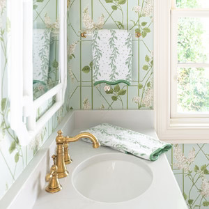 Scallop Patterned Hand Towels (pair) | Weezie Towels