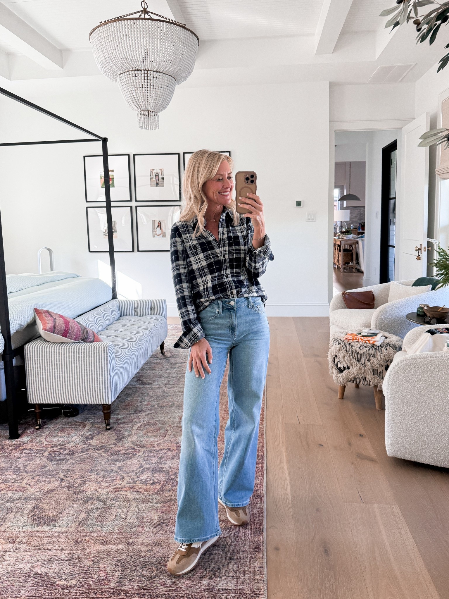 Friday OOTD // been reaching for these pieces on repeat

Jeans: 26x30
Top: xs
Sneakers: size up half 

#LTKmomlife #LTKootd #LTKOver40