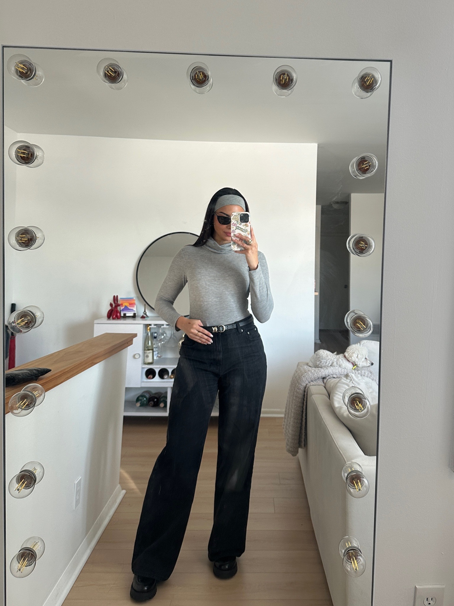 To switch up the all black uniform I love to do Black & Grey 🩶🖤😍 