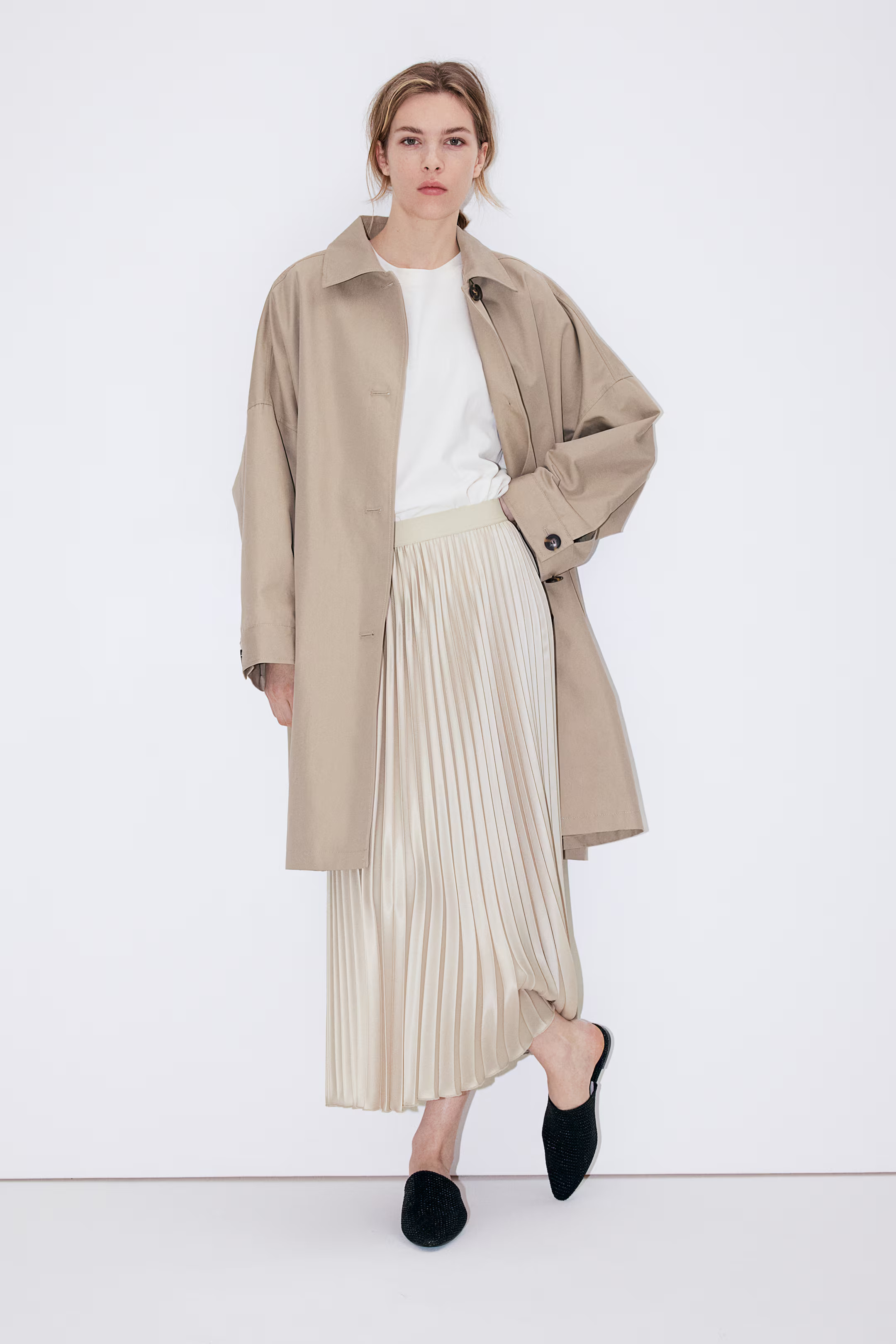 Pleated skirt | H&M (UK, MY, IN, SG, PH, TW, HK)