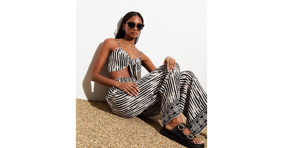 Black Zebra Print Strappy Beach Crop Top | New Look | New Look (UK)