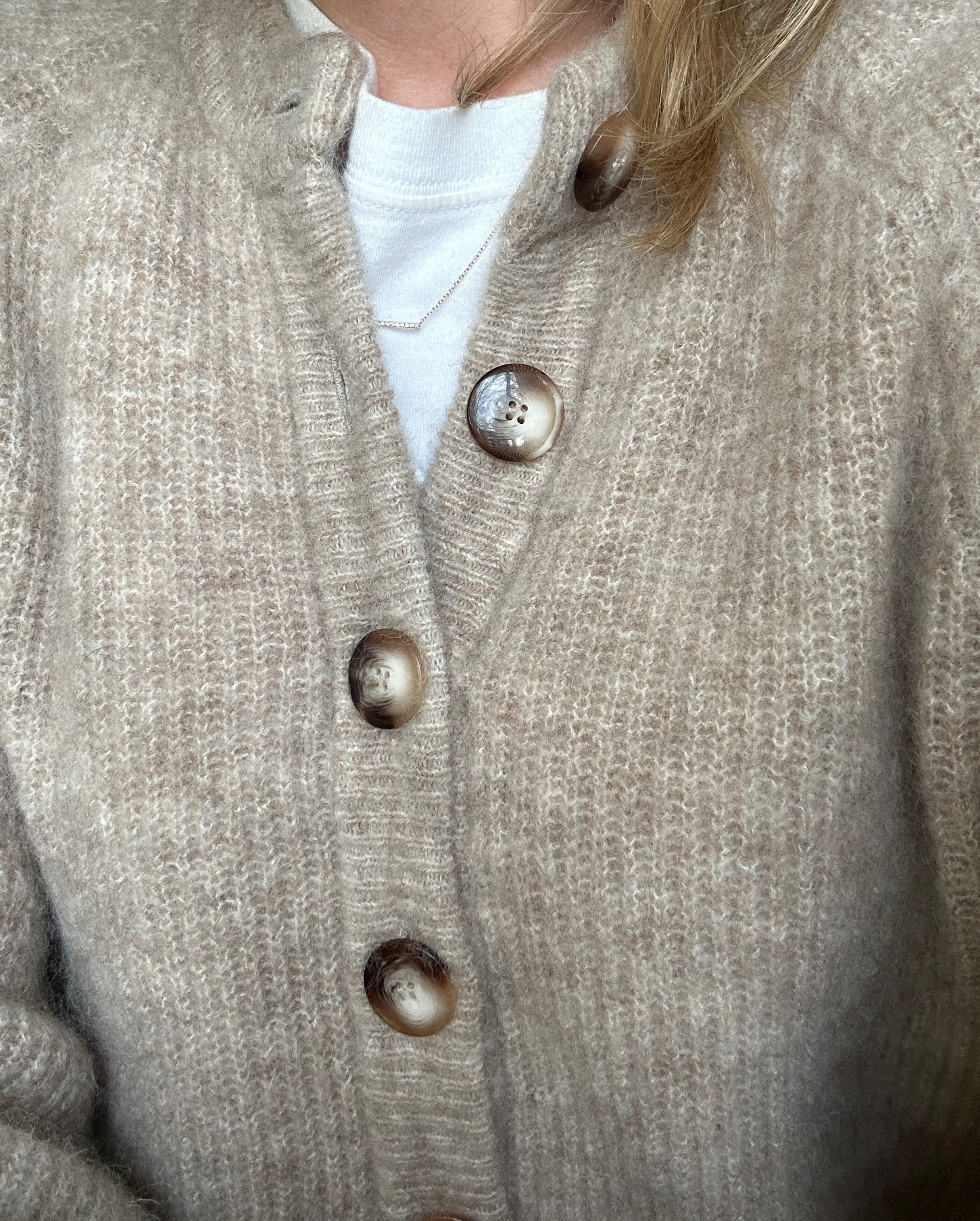 Coziest sweater, wearing on repeat. 🍂

#LTKOver40 #LTKSeasonal