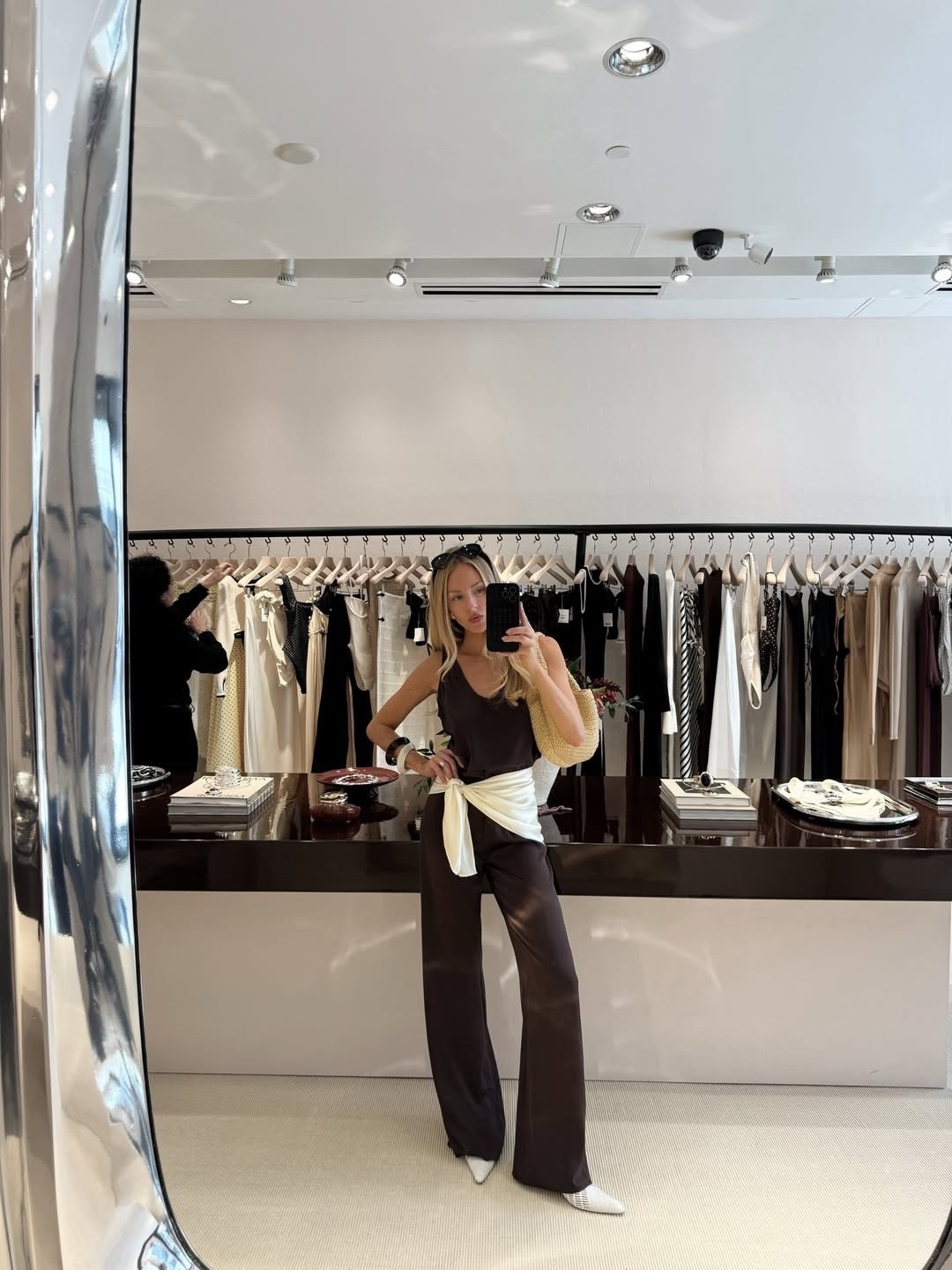 The most beautiful brown silk set from SAME!

#LTKootd #LTKgrwm #LTKSeasonal