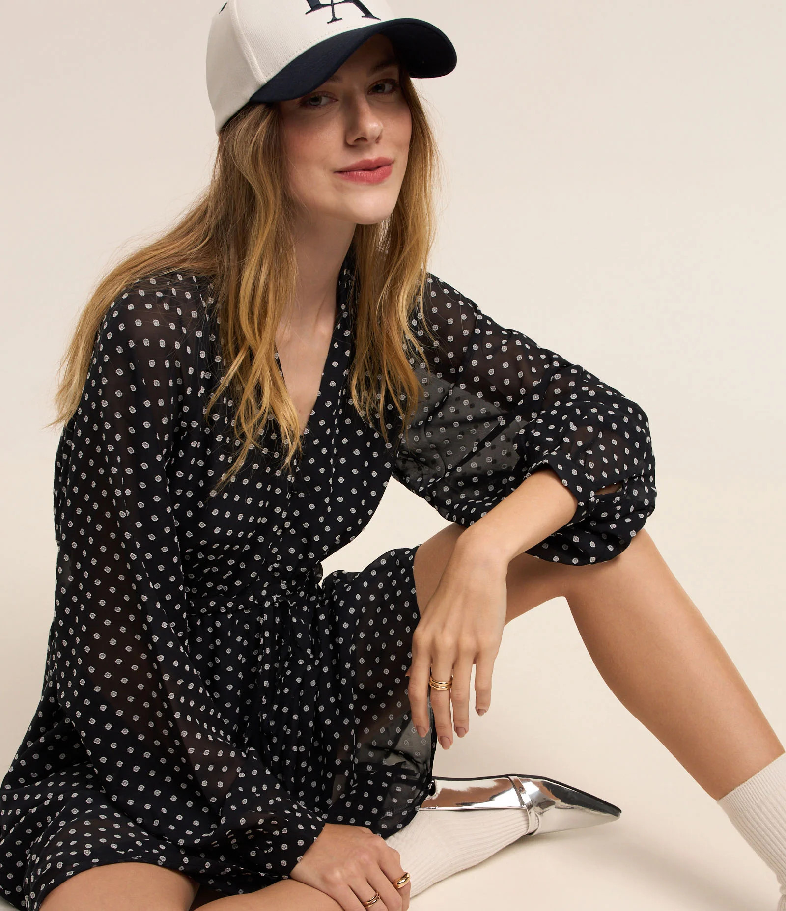 Vestido Curto em Chiffon com Amarração e Estampa Poá Texturizado Preto - Lojas Renner | Renner (BR)