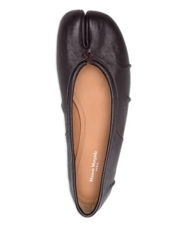 Maison Margiela Leather Ballet Flats | FARFETCH | Farfetch Global