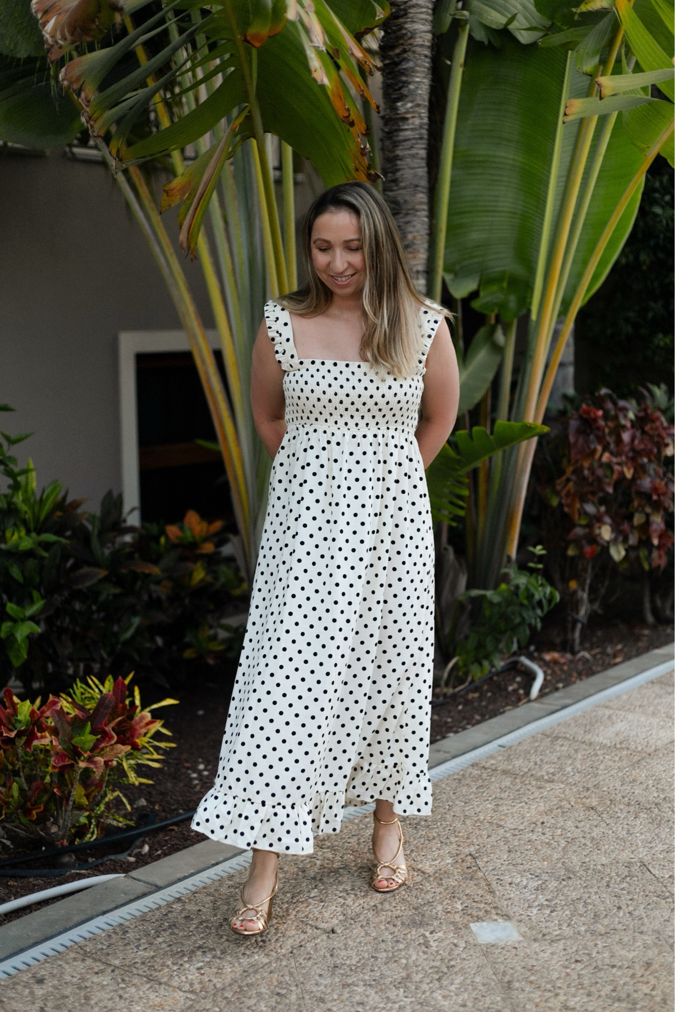 The most comfortable gold, mid heel sandals. True to size 

#LTKsummer #LTKireland #LTKshoes