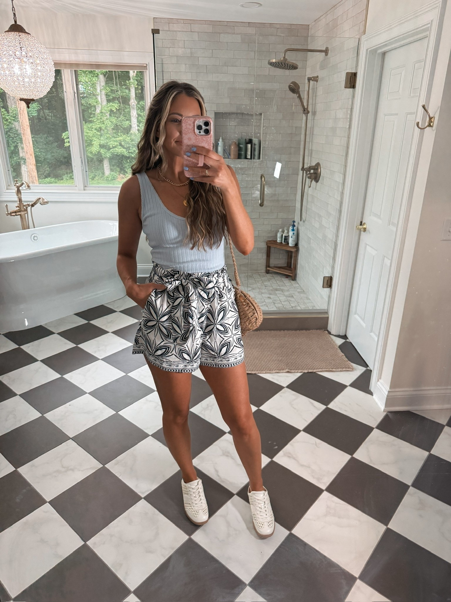 These shorts are so cute for spring!! 🌼🌸🌼🌸🌼🌸🌼🌸🌼🌸🌼

#LTKgrwm #LTKootd #LTKmomlife