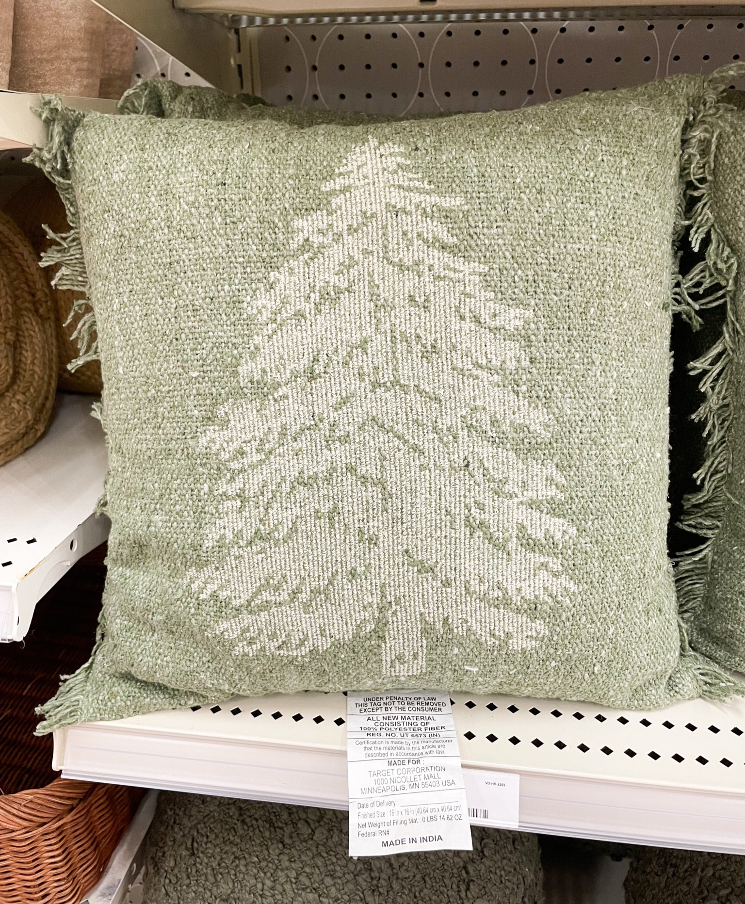 Green Christmas Tree Pilloe

#LTKhome #LTKSeasonal #LTKHoliday