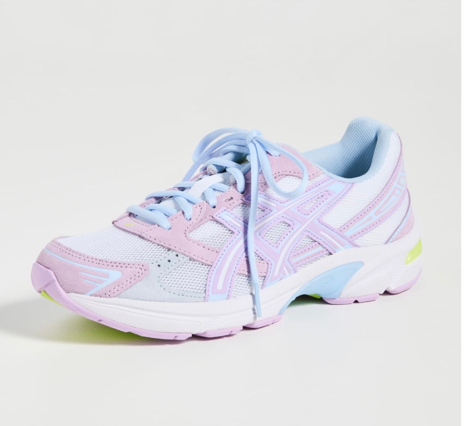 Sneakers under $100. Spring. Spring shoes. Spring outfits. New Balance. Nike. Air Force 1. Spring sneakers. Golden Goose. Vejas. Converse. On. LTKSeasonal. LTKshoecrush. LTKunder100.

#LTKSeasonal #LTKunder100 #LTKshoecrush