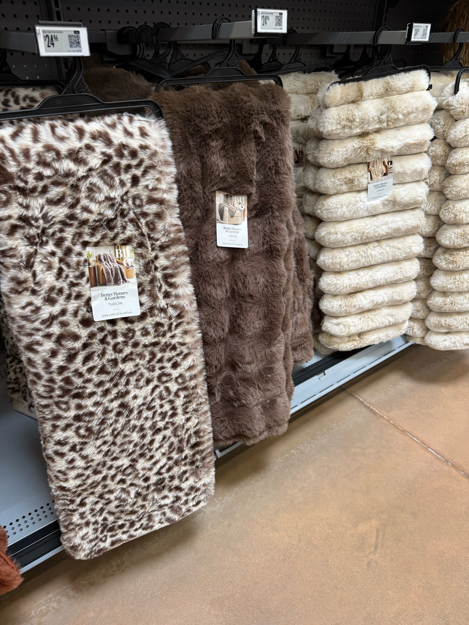 Walmart 
Walmart new arrivals 
Home decor 
Fall home decor 
Fall candles 
Fall must haves