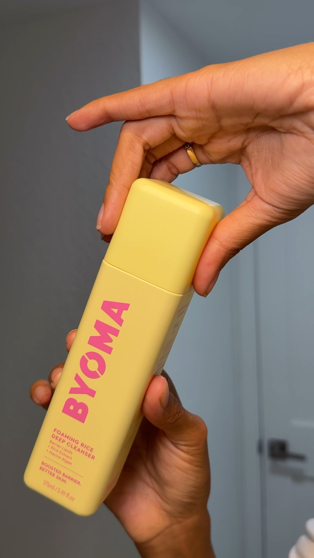 I have been loving this new rice cleanser by Byoma ! 
I use it to remove my makeup and my morning cleanser. 
Exclusively at Ulta. 



#LTKBeauty #LTKU #LTKFindsUnder50