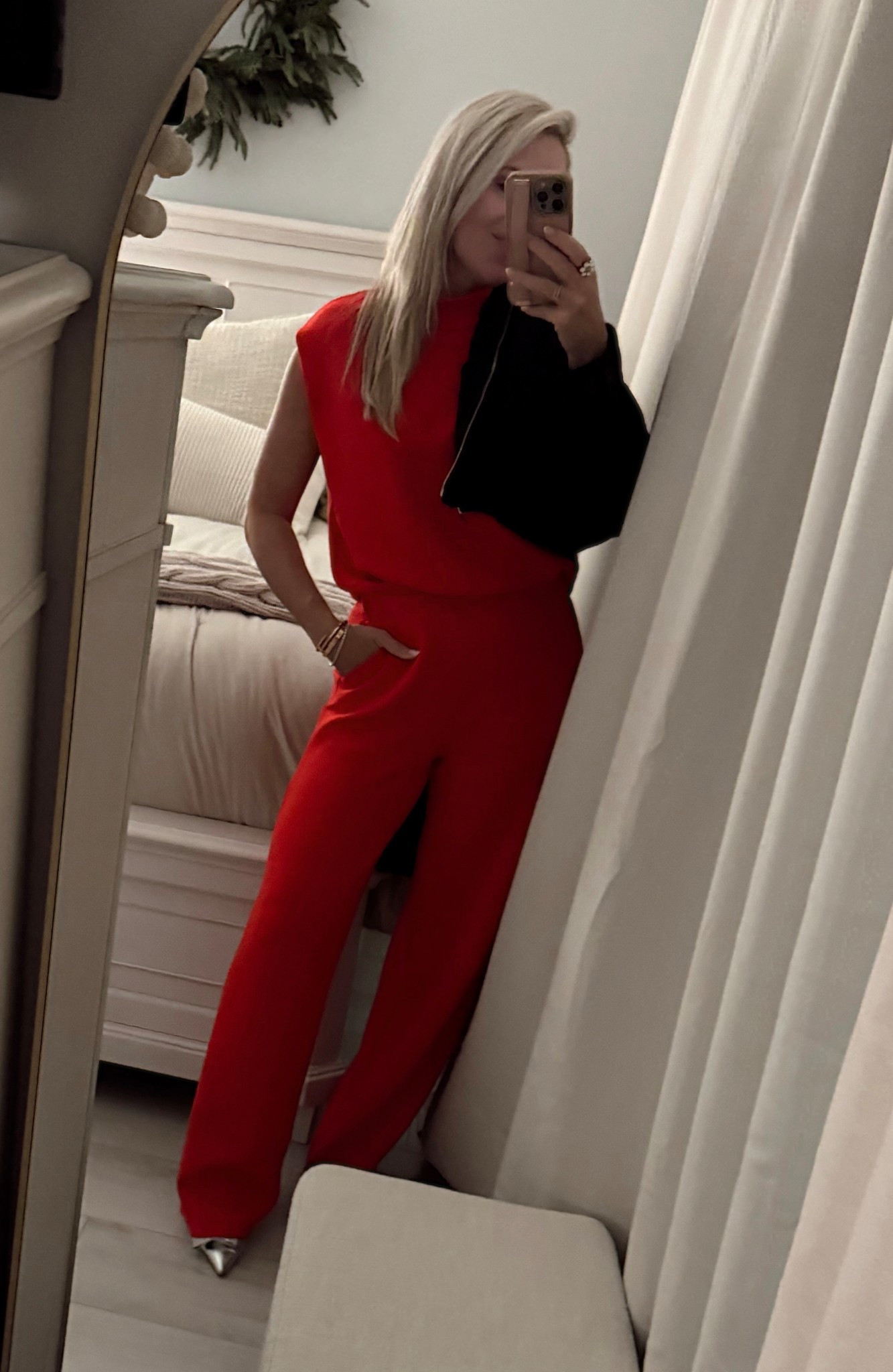 Wearing smalls.
Use: LILLIEXSPANX 
AND it’s bathroom friendly! 🔥 more colors too! 



#LTKSeasonal #LTKWorkwear #LTKootd