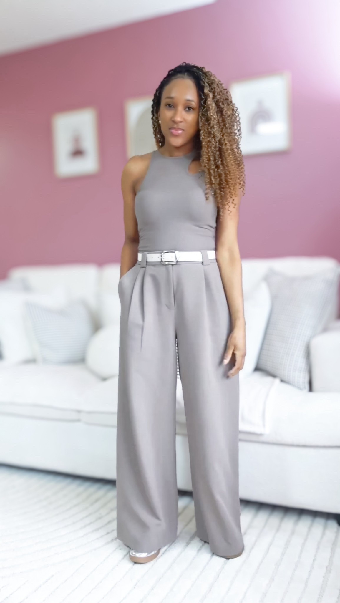 I love that these pants will transition so well from ✨Fall to Spring✨

🤍 Wearing High Waist Relaxed Trousers from @Express in the color “Mushroom” Size 2 Short 🤍 Beautiful, unique neutral shade + Versatile fit and style 🤍   

 (I’m 5’3, for reference)

| Wide leg pants | Pleated pants | Business Casual Basics | Monochromatic Spring Outfits | Styling Metallic Sneakers |

#LTKWorkwear #LTKootd #LTKPetite