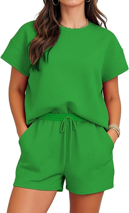 Womens Sets 2 Piece Outfits Sweatsuits Casual Lounge Jogger Sets Sweat Shorts Set Travel Matching... | Amazon (US)