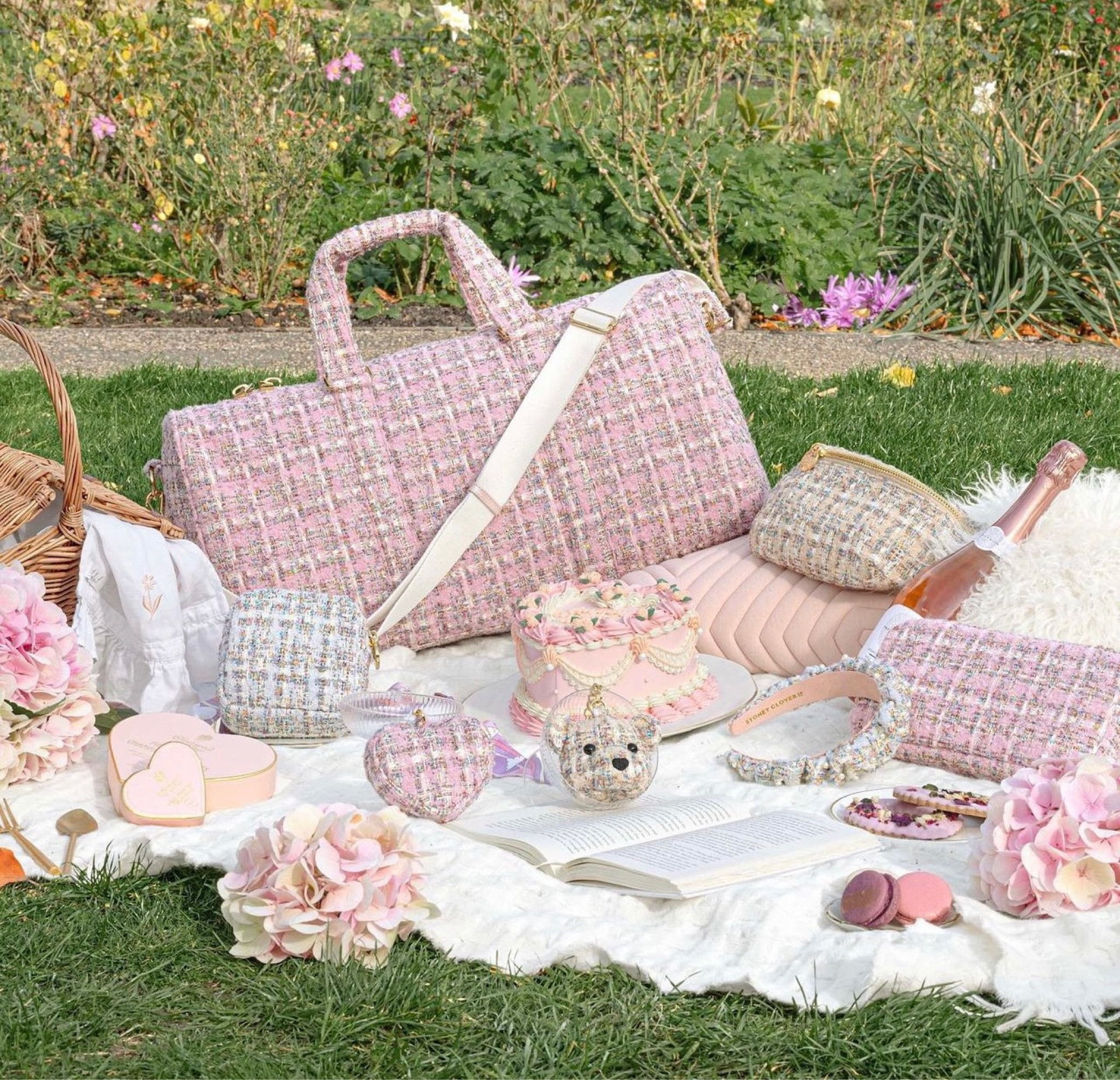 new stoney clover tweed collection!

#LTKSeasonal #LTKHoliday #LTKtravel