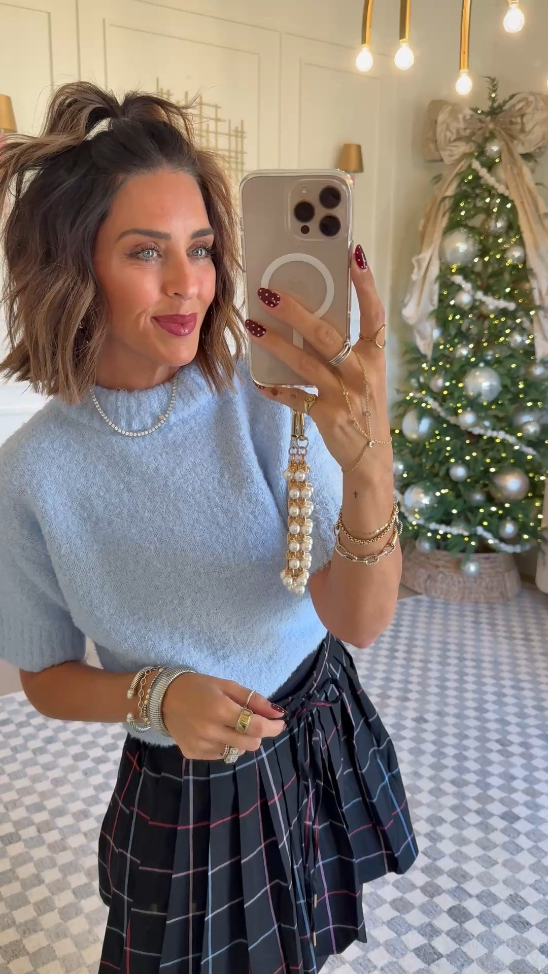 Cutest new holiday haul from @walmart
Dress & skirt - size S
Tops - size S
Jeans - size 4


#LTKFindsUnder50 #LTKStyleTip #LTKHoliday