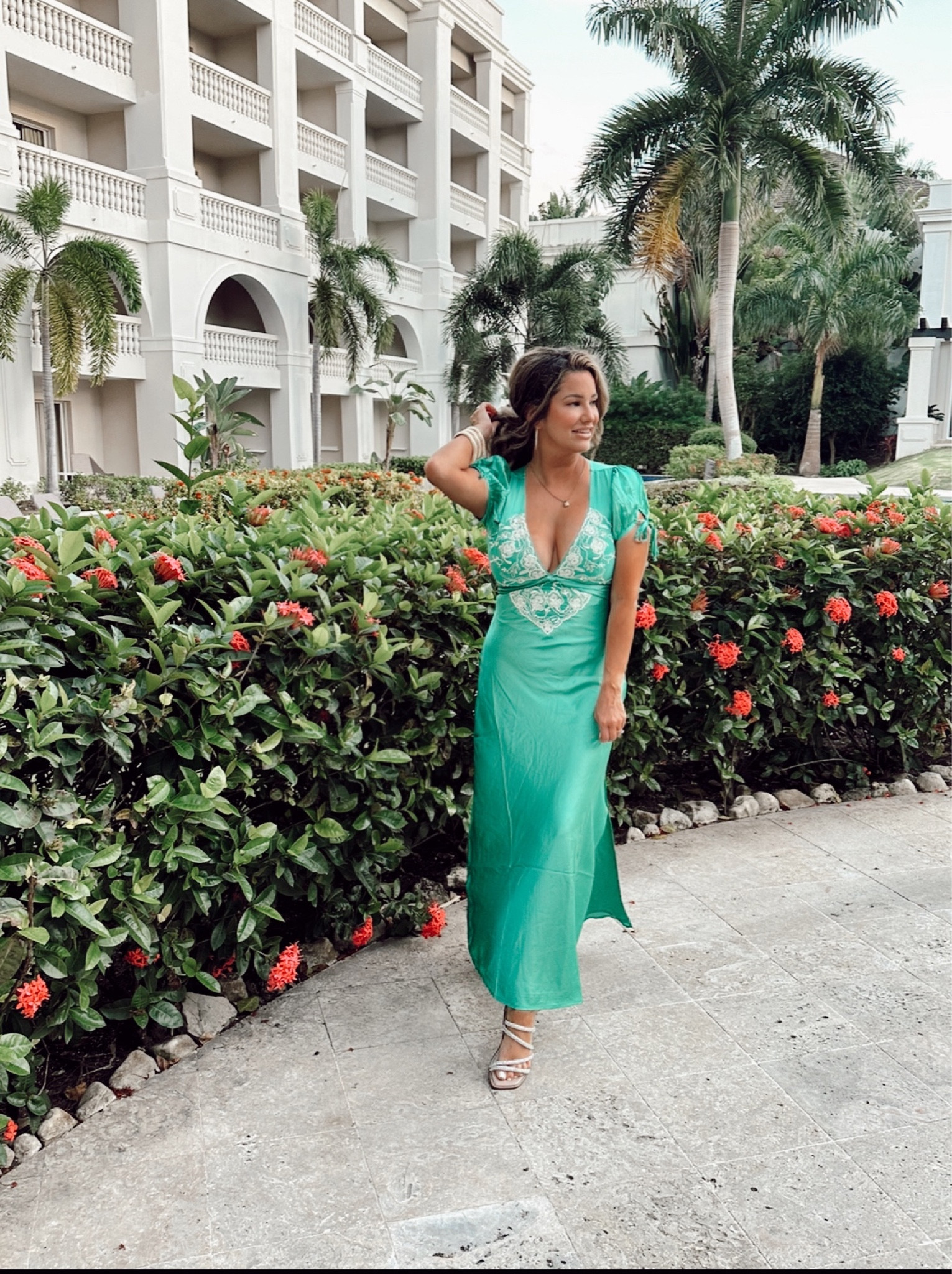 Wearing the size 6 💚

Free people, travel, resort, vacation, beach 

#LTKitbag #LTKstyletip #LTKtravel