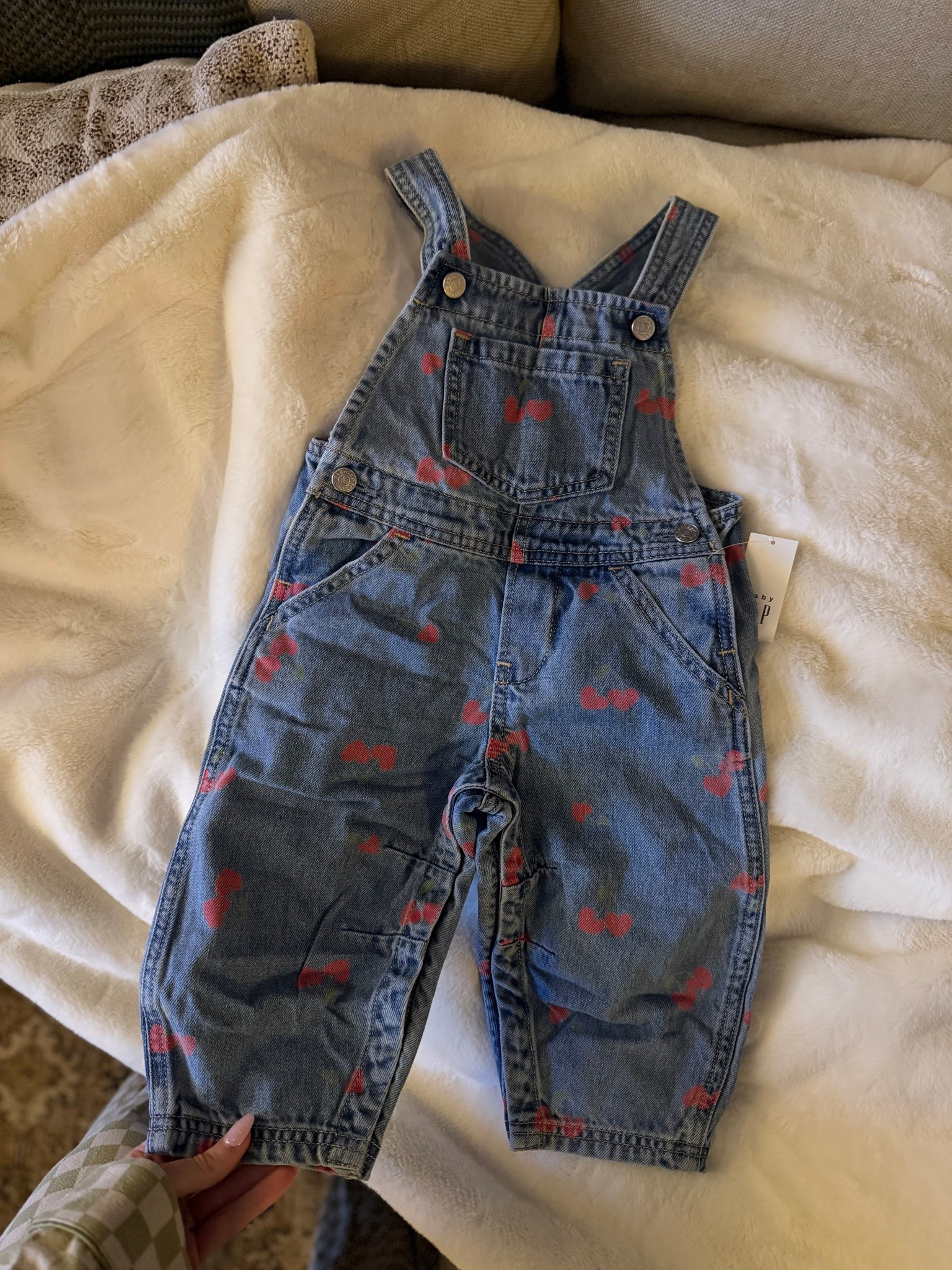 Evelyn’s heart cherry overalls are on sale!!!  50% off right now! I bought them full price 😭😭😭 

I grabbed her a 18-24 m, they’re so cute!!! 

#LTKSaleAlert #LTKKids