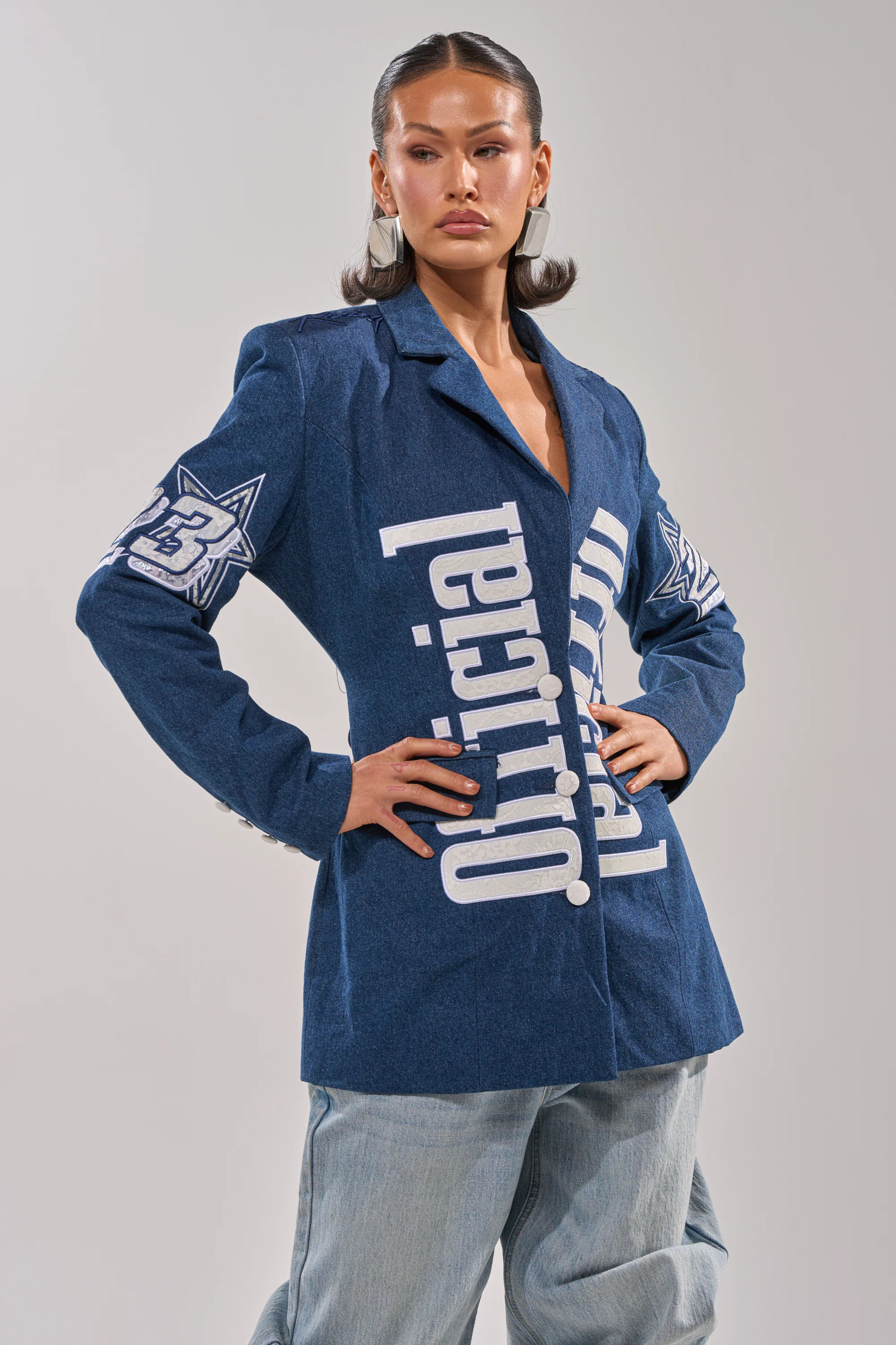 ONE OF ONE BACKLESS DENIM BLAZER | AKIRA