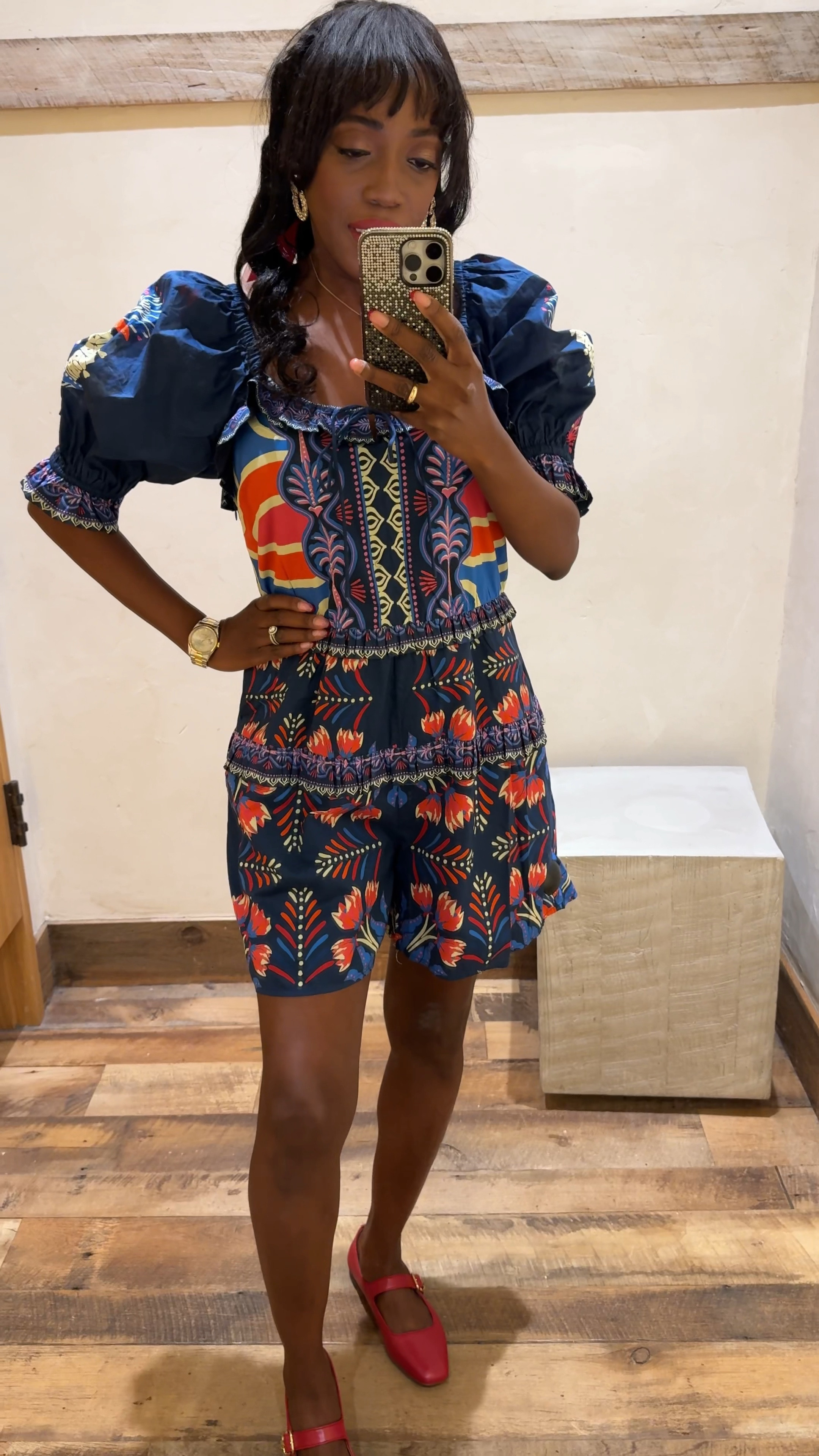 Beautiful Romper
Has side pockets and I love the prints and colors. However, it runs big and has a boxy cut. I usually wear a small. Looks like I’ll have to size down to an XXS. 

Romper, Fashion, Watch Now, Vacation Outfit, 

#Ootd #LTKSeasonal 


#LTKWatchNow #LTKOver40 #LTKStyleTip