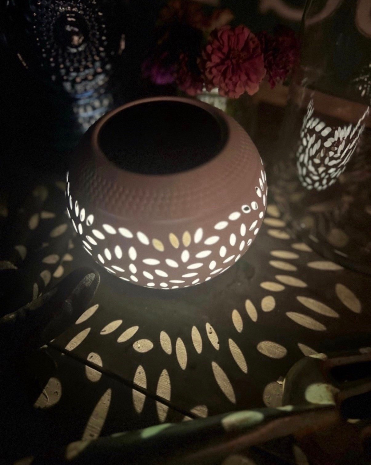 I’ve been really enjoying this solar lantern out in the garden! It picks up sunlight during the day and gives off the softest light once evening rolls in. Such a cozy little touch for the patio or porch, especially when you want to spend time outside after the sun goes down ✨

#LTKMothersDay #LTKSeasonal #LTKSaleAlert