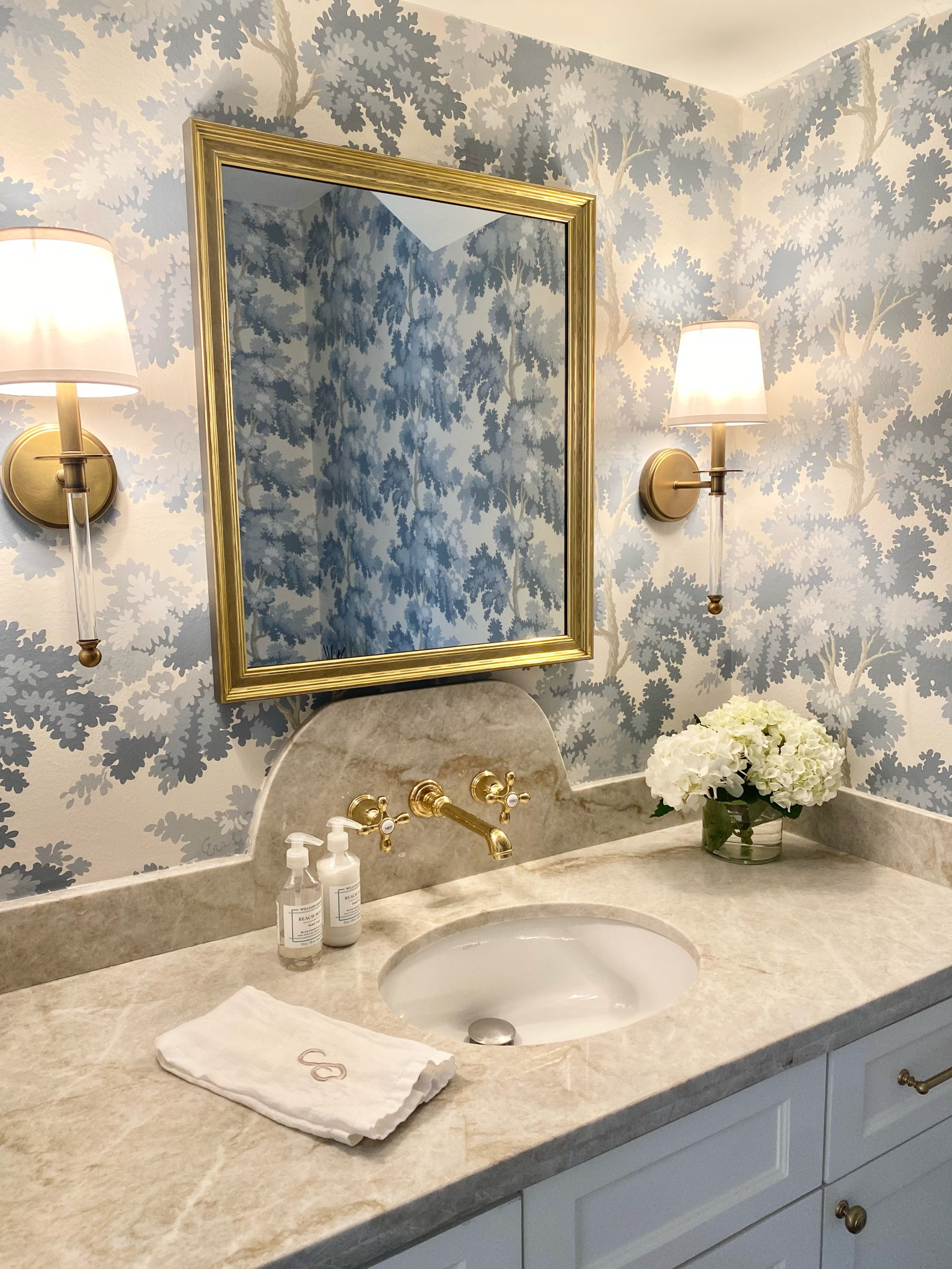 I found my powder room wallpaper currently on sale! I have linked it on my LTK along with other wallpaper currently on sale or discounted with code!

Bathroom, wallpaper, home decor!

#LTKhome #LTKsalealert #LTKCyberweek