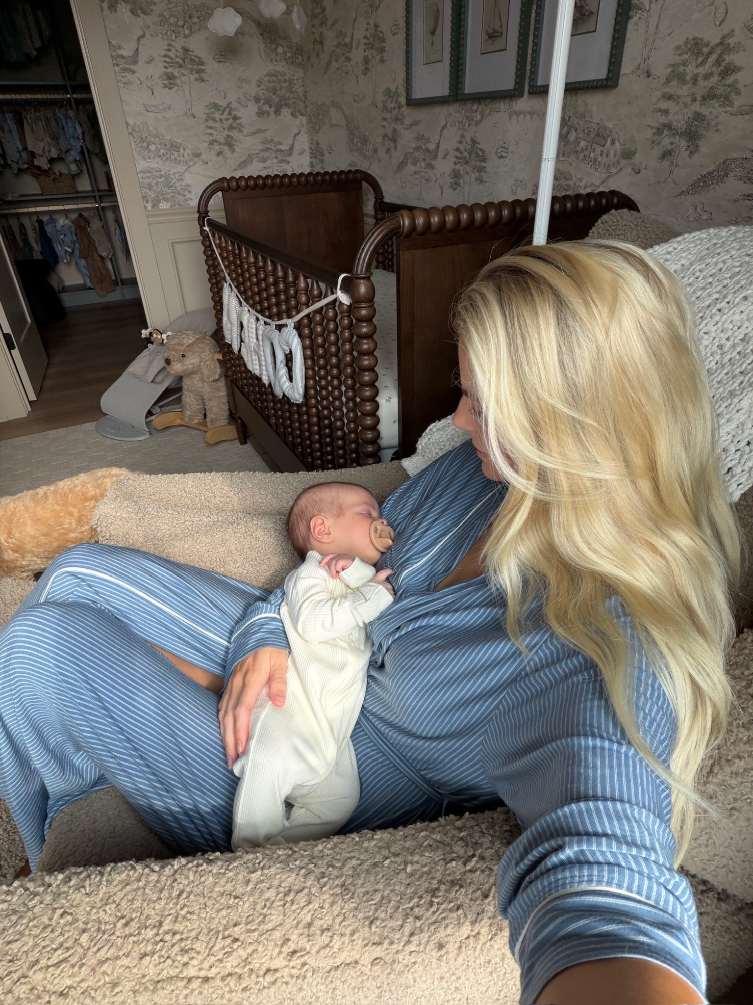 SIZE: med in PJs & robe! #kathleenpost

Newborn baby, newborn phase, postpartum, baby nursery

#LTKmomlife #LTKBaby