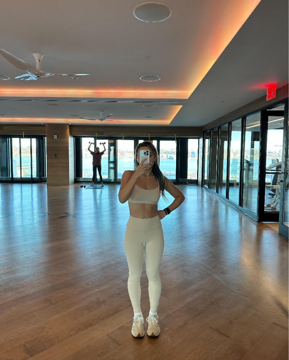 loving alo yoga lately

#LTKSeasonal #LTKfitness #LTKU