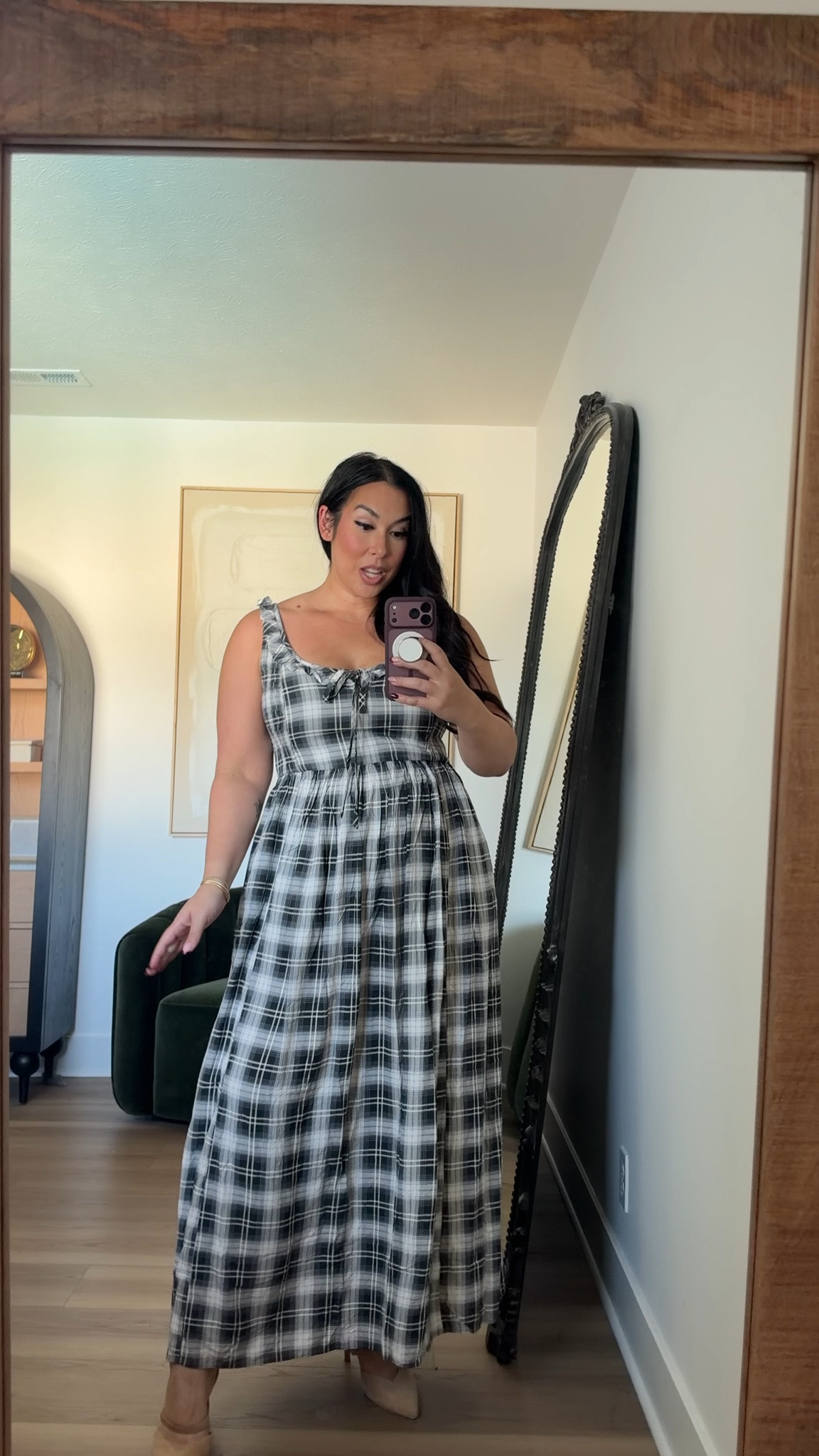 I am loving plaid for fall! This dress is so cute and flattering. It would be perfect for fall family photos or even a walk through the pumpkin patch! Wearing an L. Midsize, midsize fashion, fall, fall fashion, plaid, american eagle, aerie 

 #LTKSeasonal #LTKMidsize