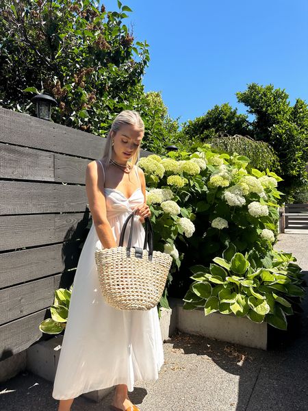 The perfect white dresses for summer 🐚💭🫶🏻✨ 

#LTKwedding #LTKstyletip #LTKSeasonal