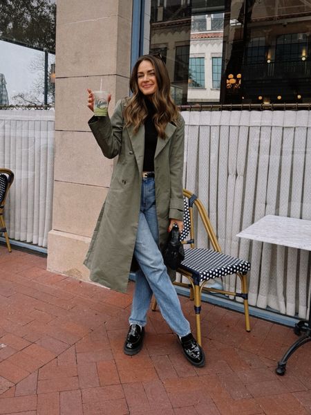 Loving this trench! I'm wearing a size S in my jacket and top. Jeans fit TTS (25R) go with a smaller size if between on shoes. I did an 8 and they slide without socks. My code: LAURENR20 saves you 20% on their site, always!