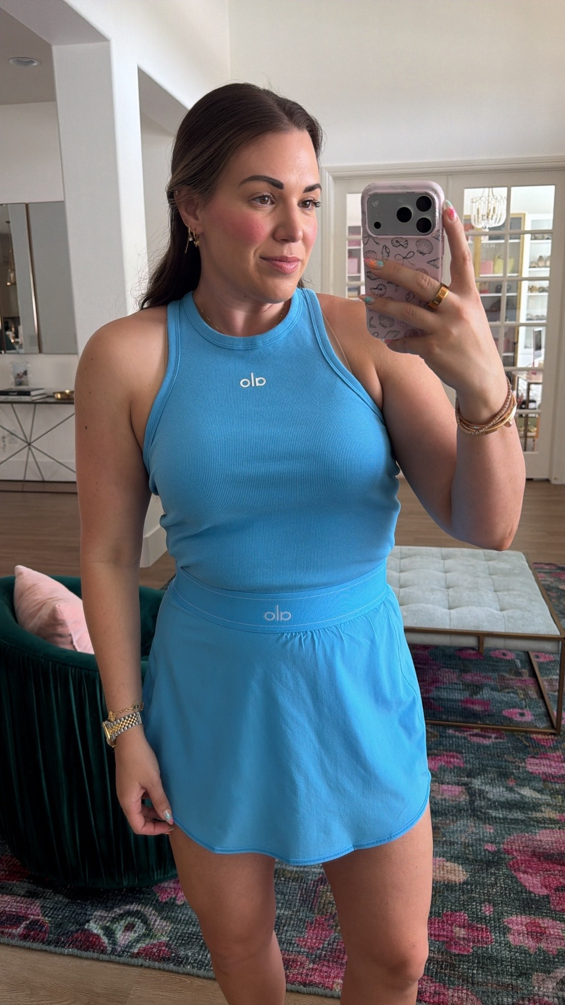 curvy midsize @Alo Yoga azure blue athleisure outfit! wearing size large in tank and skort

#LTKSeasonal #LTKMidsize #LTKActive