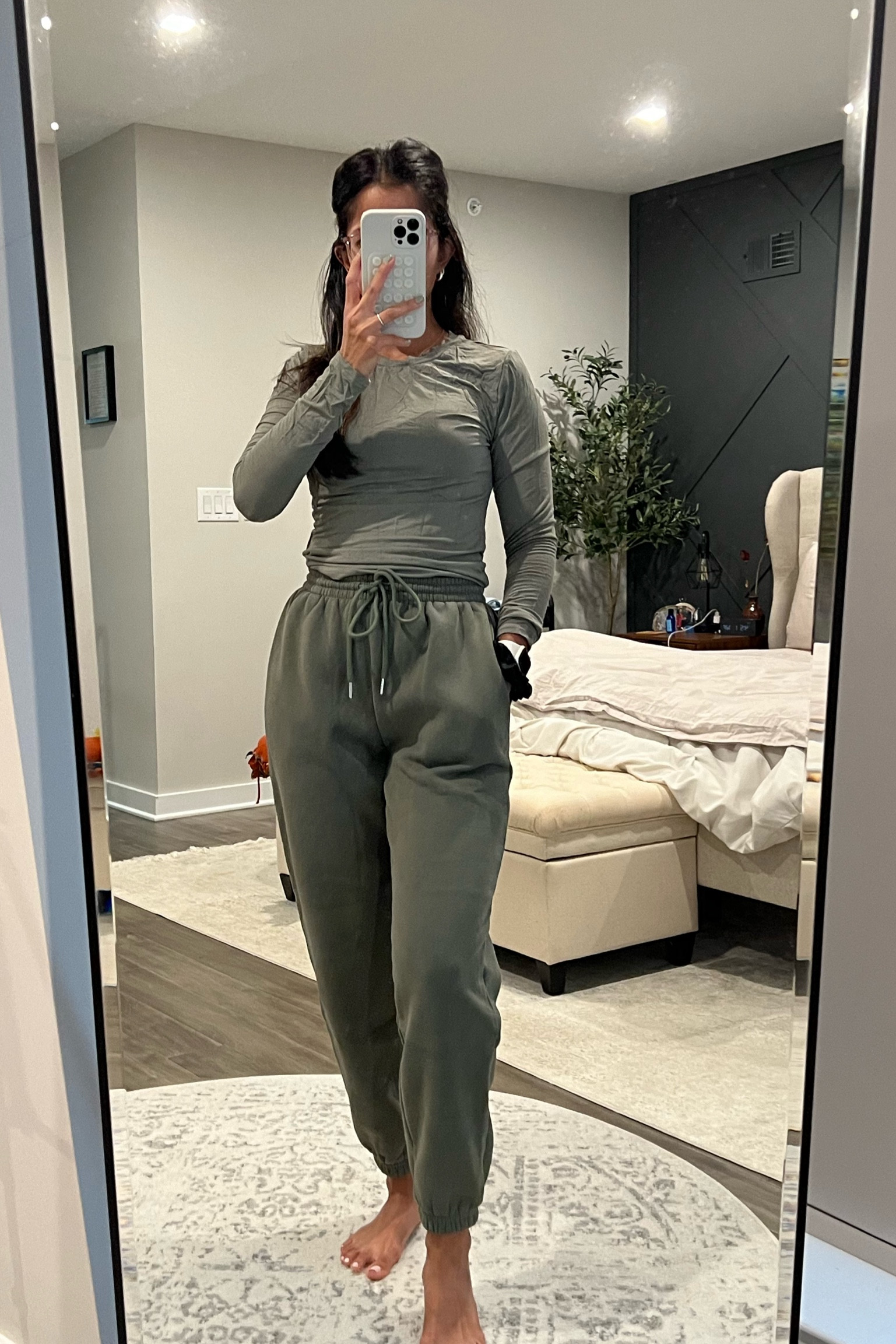 the COMFIEST lounge jogger set - I promise you!!  💯 skims dupe, affordable loungewear, women’s fashion

#LTKMidsize #LTKFindsUnder50 #LTKStyleTip