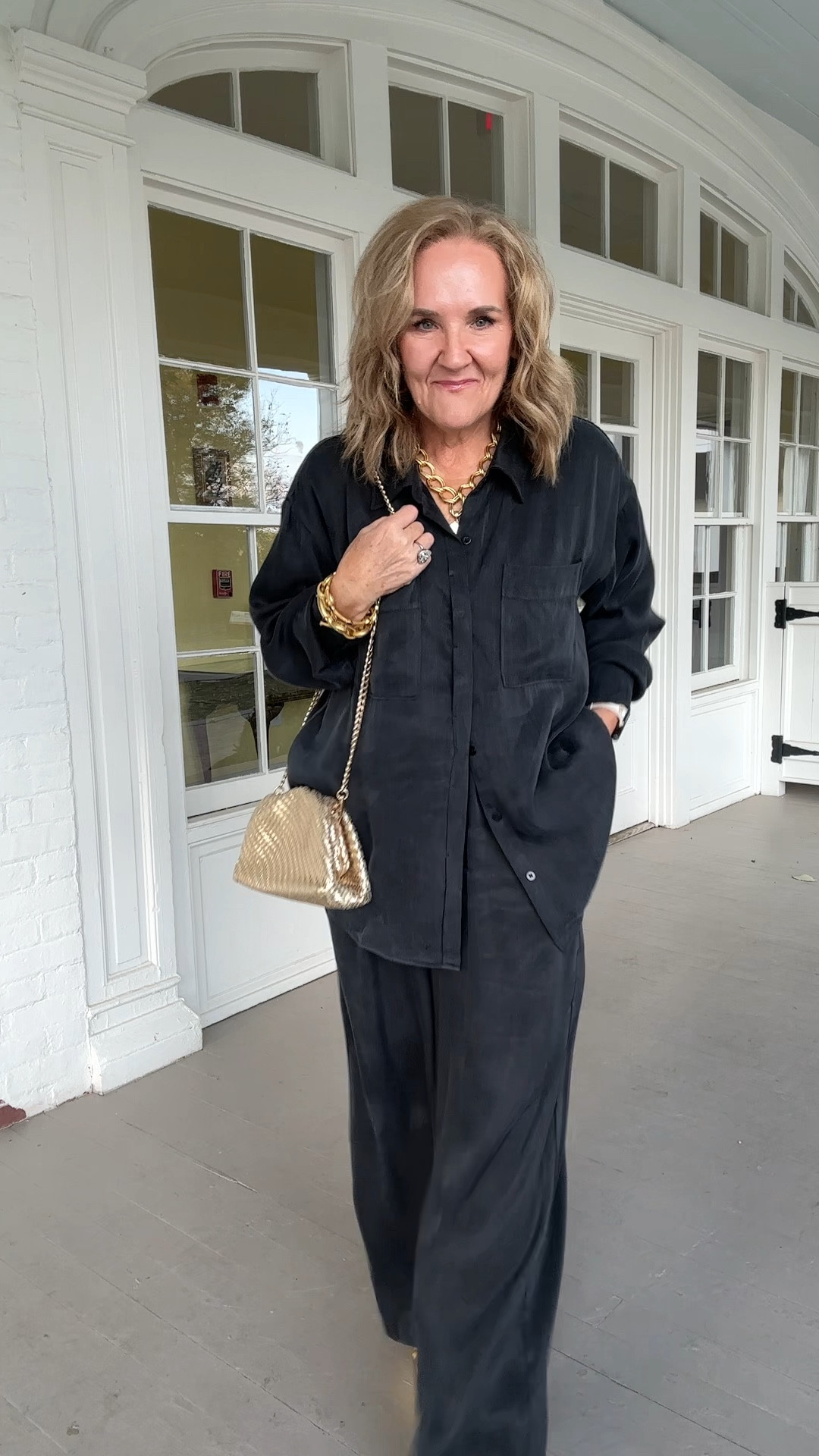 Splendid la 20% off code NANETTESP24

Wearing a medium in the blouse a large in the pants for a very relaxed drippy look. Makes a beautiful understated elegant look for special events rehearsal dinners holiday parties and fundraisers. Cocktail parties and even Las Vegas outfits 

#LTKMidsize #LTKHoliday #LTKOver40