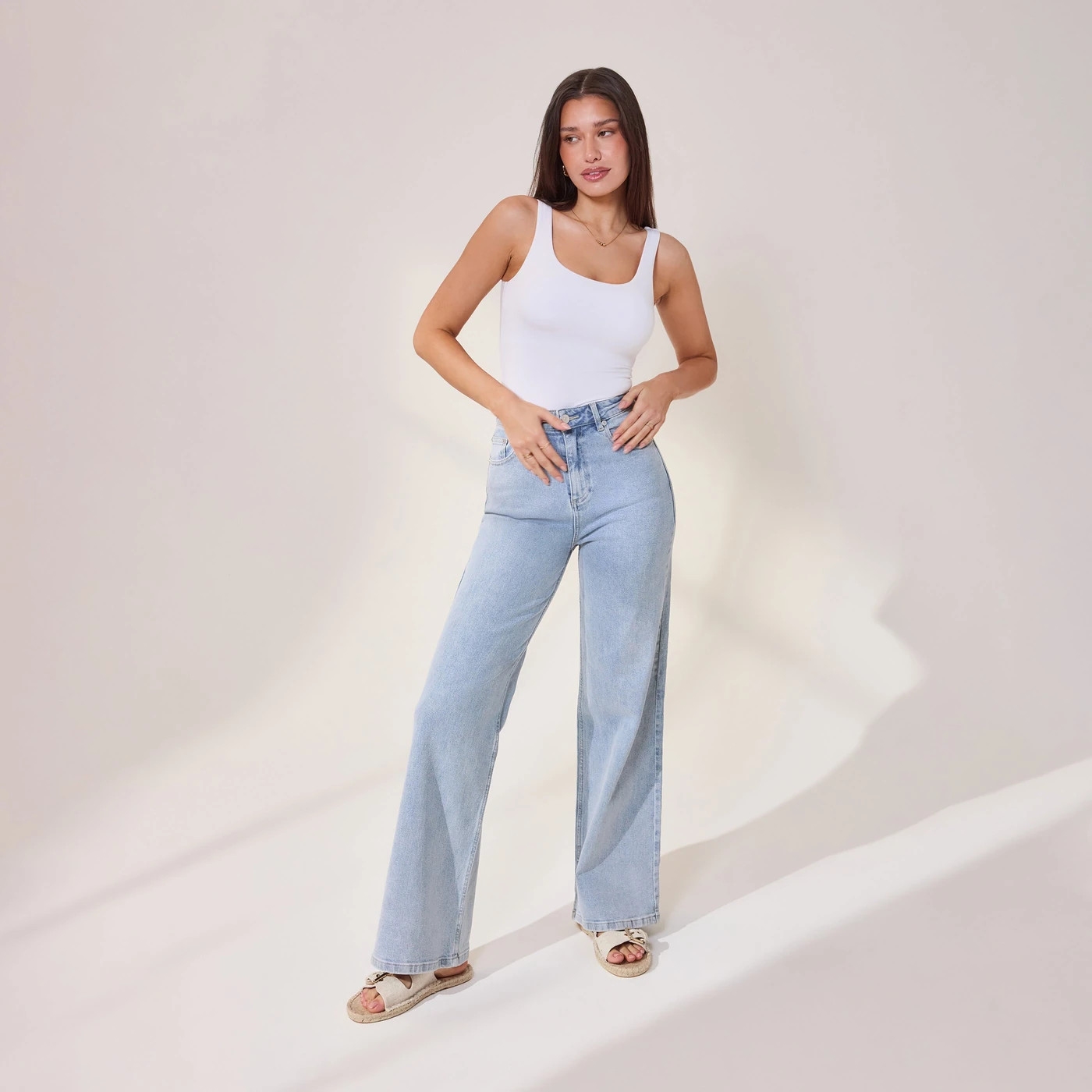 Wide Leg Jeans - Light Bleach | LOVALL