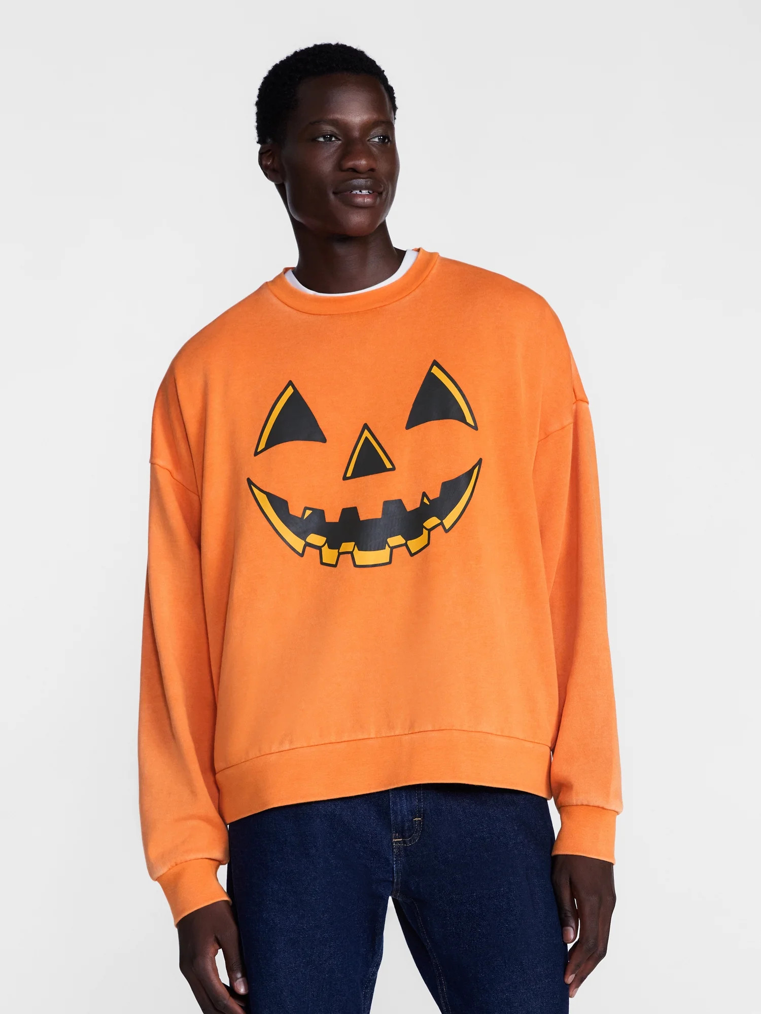 Men's Halloween Jacko Smile Graphic Long Sleeve Sweatshirt from Way to Celebrate, Sizes XS-5XB | Walmart (US)