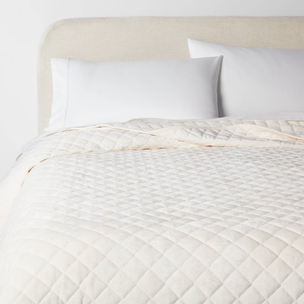 Luxe Diamond Stitch Velvet Quilt - Threshold™ | Target