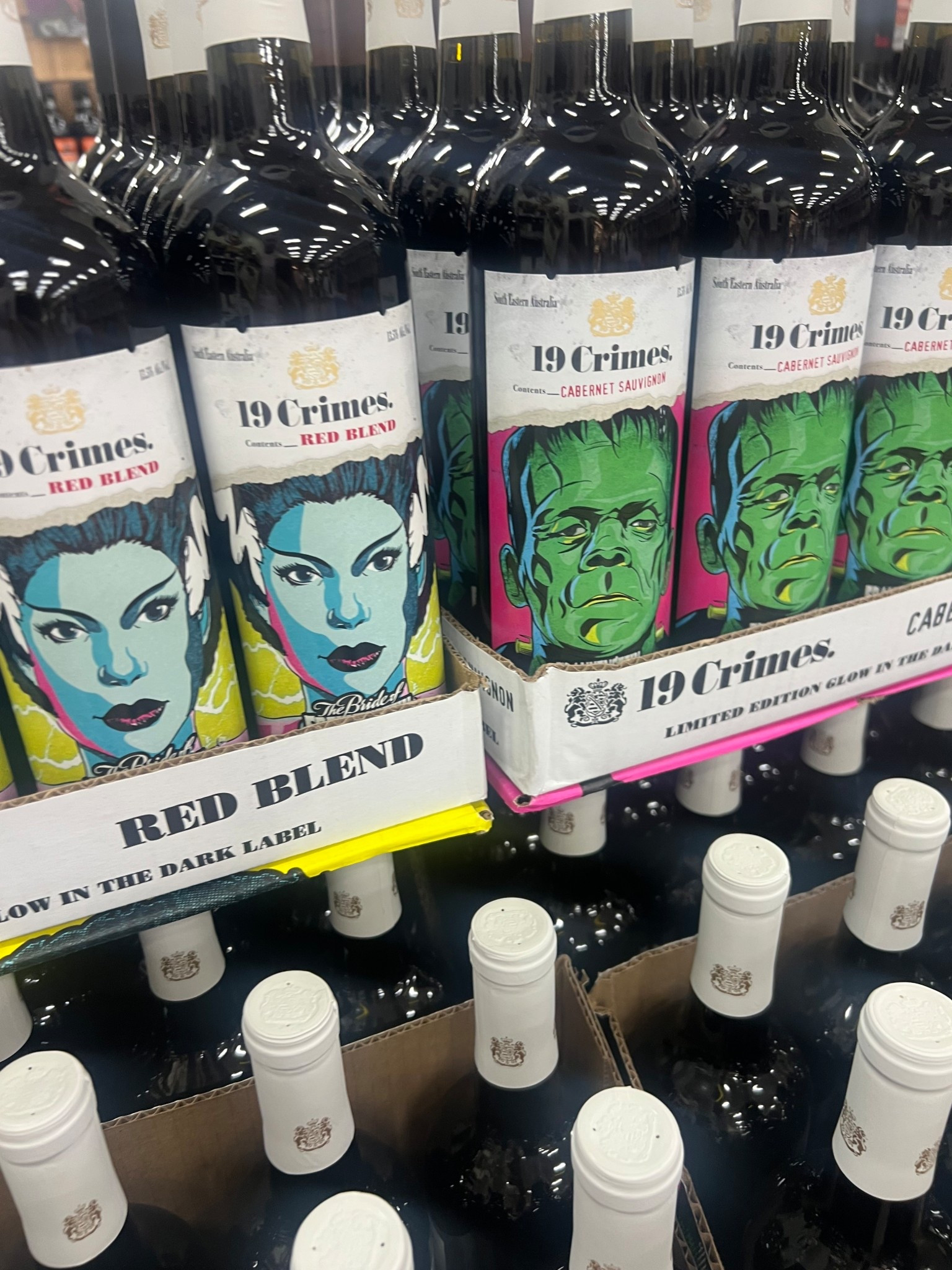 Bout That Time! ✨
… this popular wine brand offers seasonal Halloween options each year, and they make amazing, festive gifts! 

*** also linking skull ice molds for a fun suggestion to pair with the wine if gifting!

#LTKHalloween #LTKSeasonal