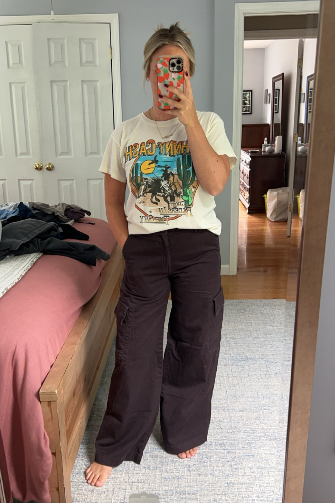 Brown cargo pants, wide leg cargo pants, cargo pants, band tee, graphic tee, sale, Anthropologie, gap, teacher outfit 

#LTKOver40 #LTKSaleAlert #LTKFindsUnder100