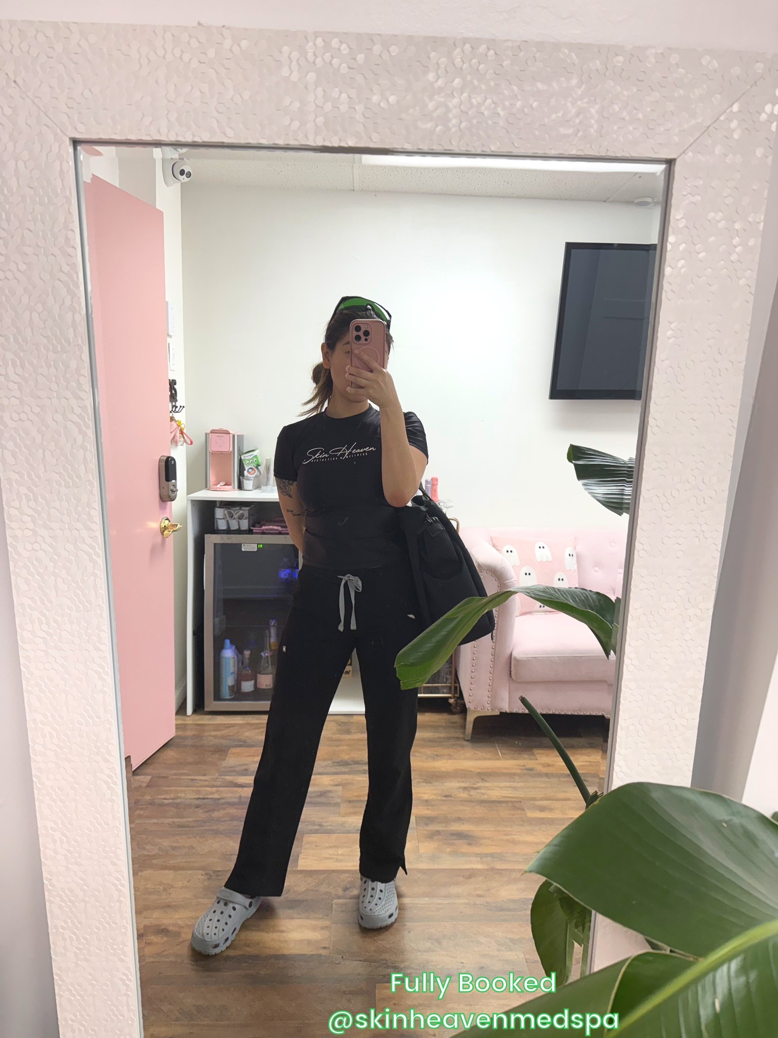 Long day consisted of lip injections, laser hair removal, Jeuveau injections 🥳

#LTKWorkwear #LTKPetite #LTKFindsUnder100