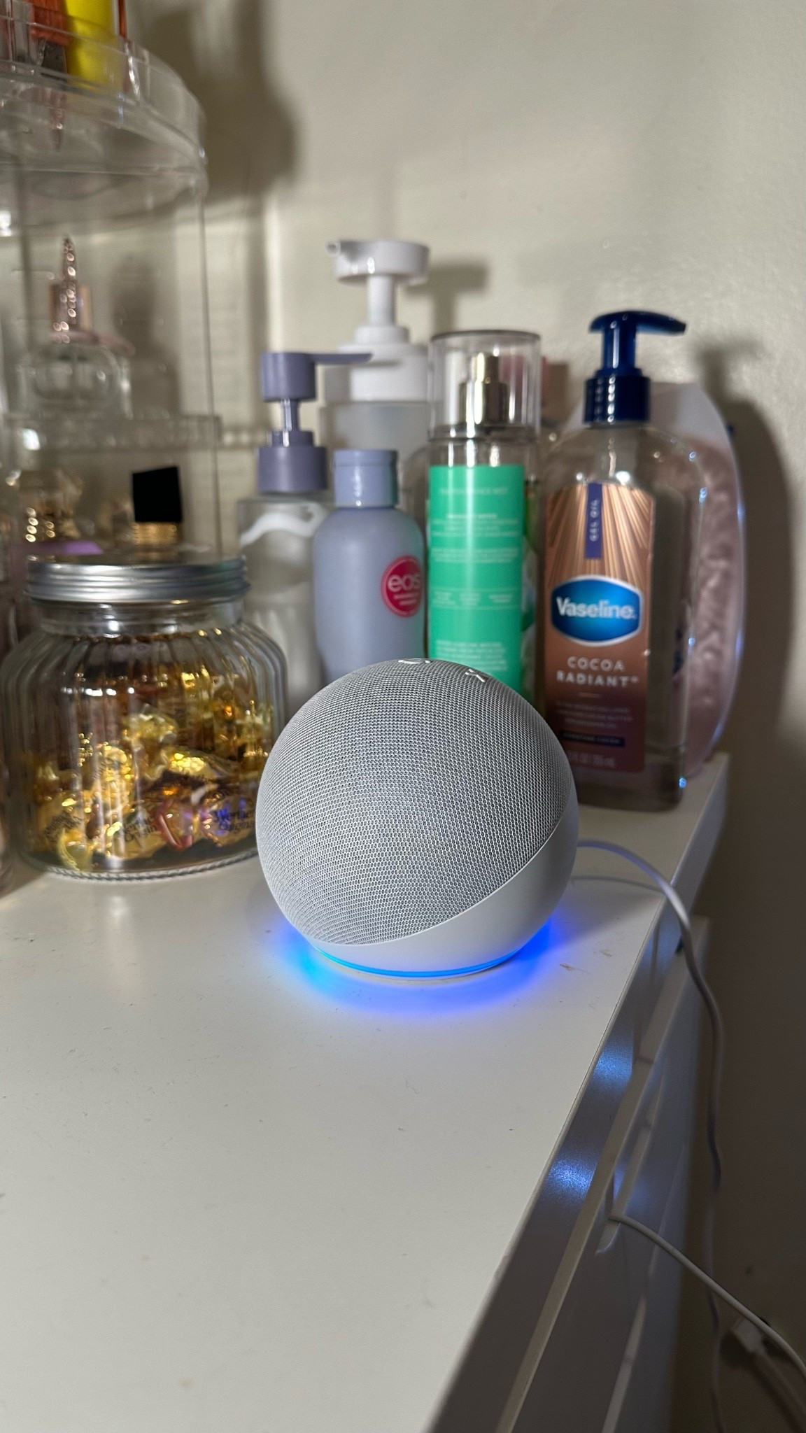 One of my favorite little room upgrades lately 🤍✨ Alexa controls my lights, plays my music & keeps me on schedule 😂 Linking my setup! #LTKHome #AmazonFinds #RoomEssentials