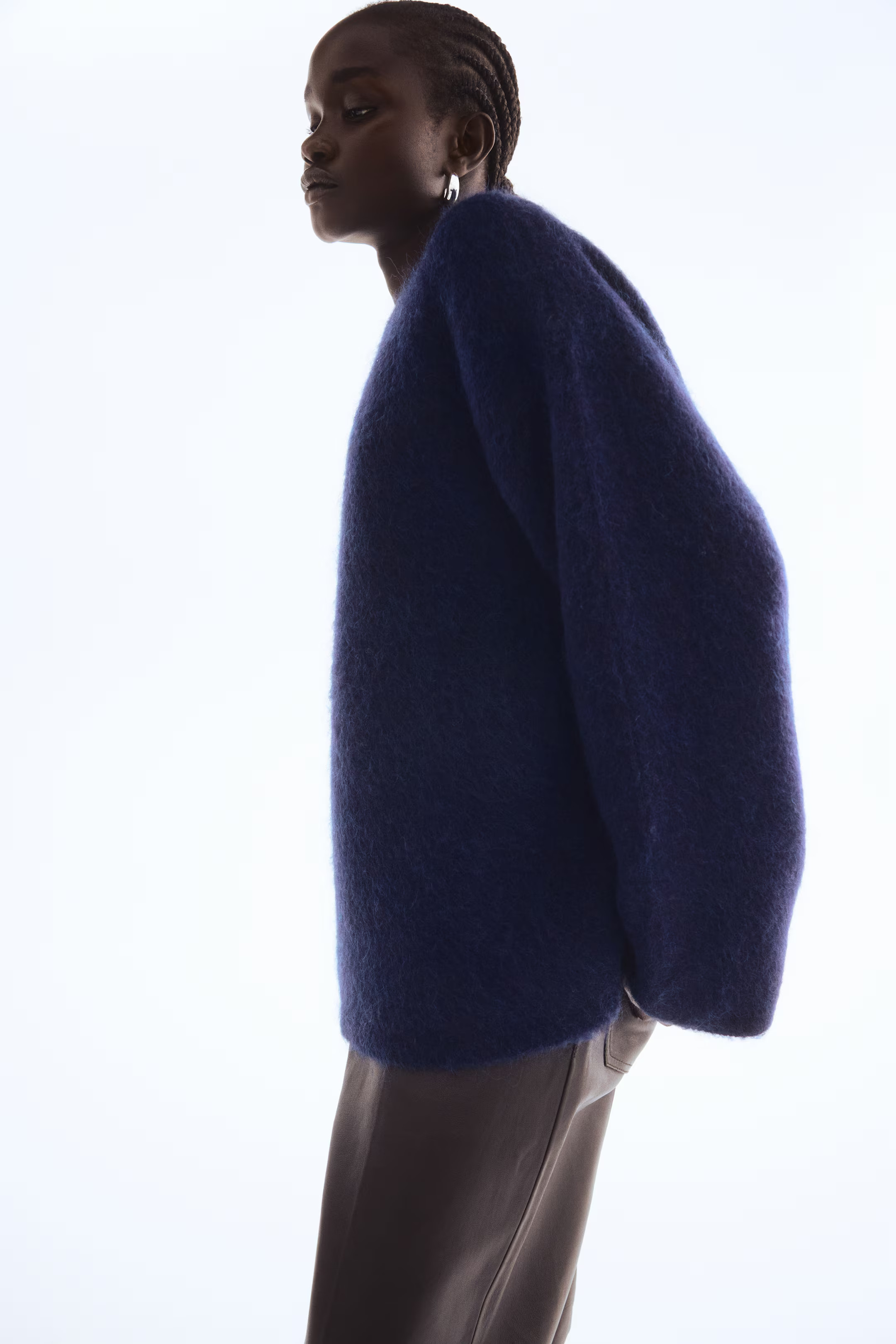 Oversized mohair-blend jumper | H&M (UK, MY, IN, SG, PH, TW, HK)