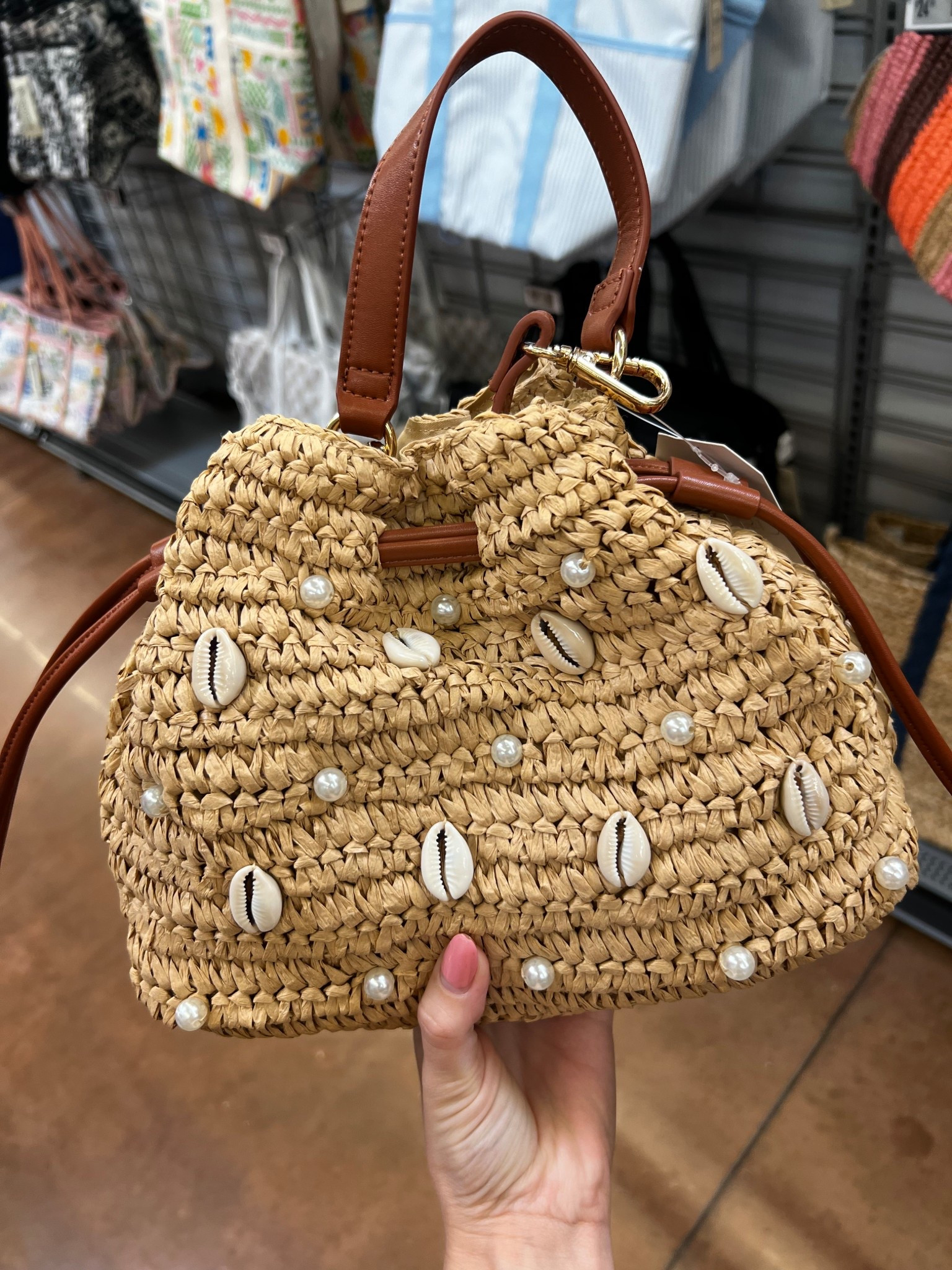 Perfect little purse for your summer beach vacay 🏝️

#LTKootd #LTKSeasonal #LTKTravel