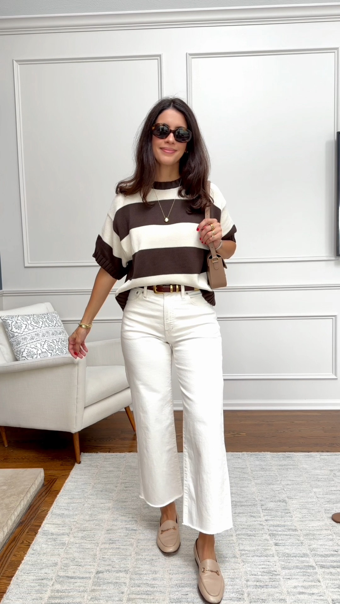 Easy late-summer outfit I’ll be repeating 🤎 The exact top is unfortunately sold out, but I linked a few similar options so you can recreate the look!
Sizing
Jeans TTS, I'm 5’6” wearing a size 27 Regular
Top size Small

#LTKgrwm #LTKSeasonal #LTKOver40