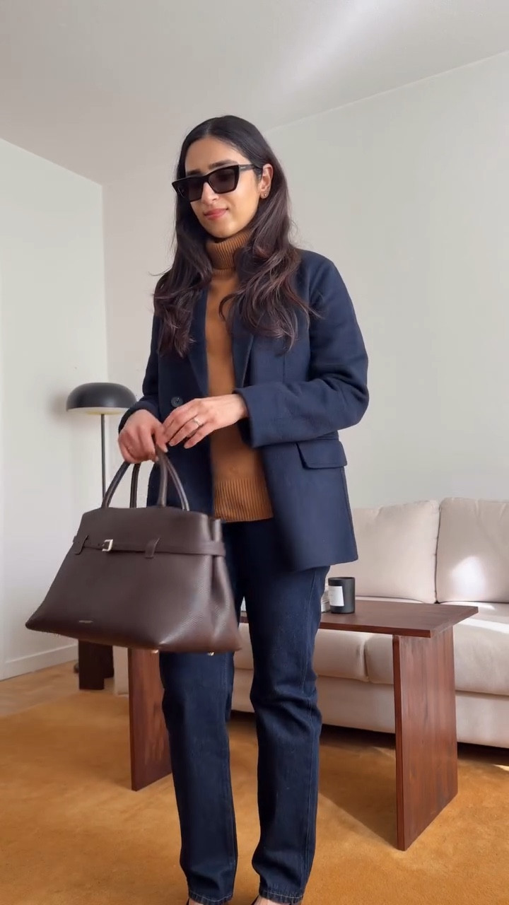 Navy, caramel & brown - A color combo to try this fall🤎
.
.
Fall outfit ideas, Brown outfit ideas fall, Navy outfits fall, Autumn outfits, Minimal chic style, Fall fashion, Classy fall outfits

#LTKautumn #LTKworkwear #LTKeurope