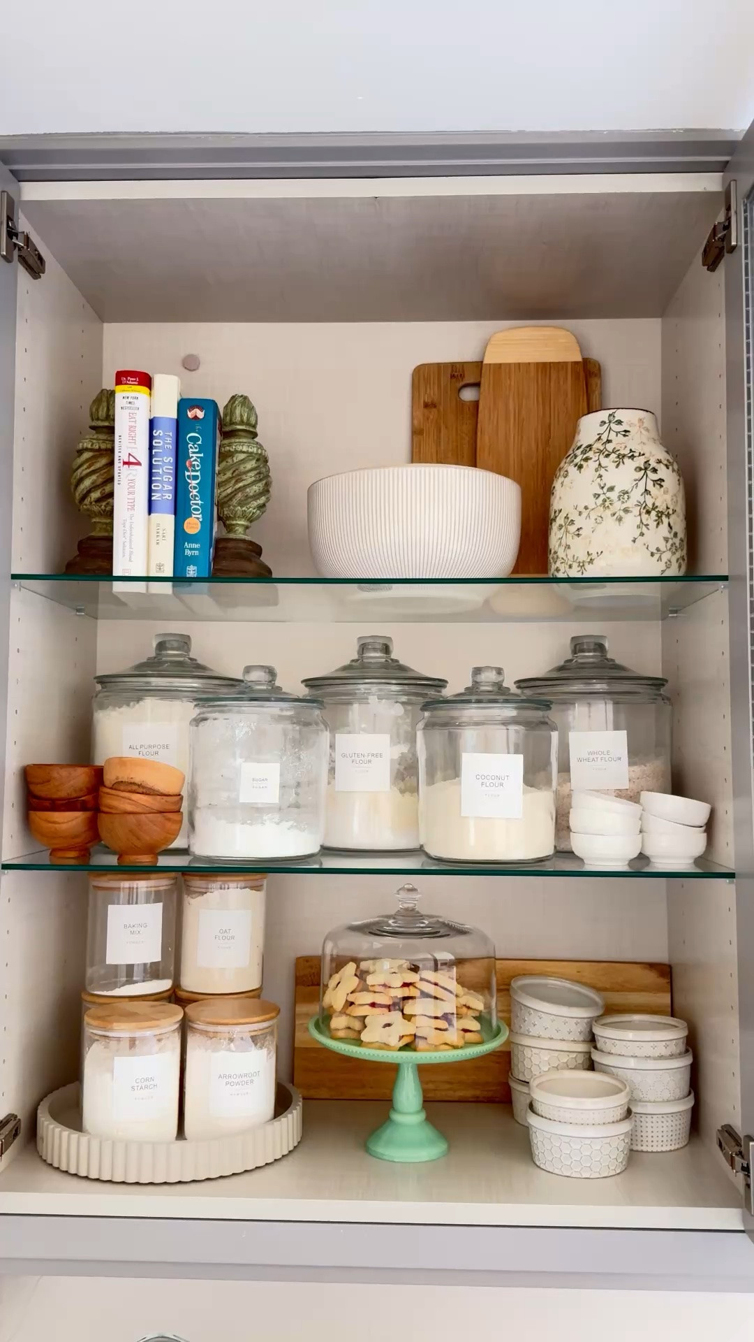 Baking bar in your butlers kitchen? Kitchen sink 😉

#LTKHome #LTKmomlife #LTKdayinmylife