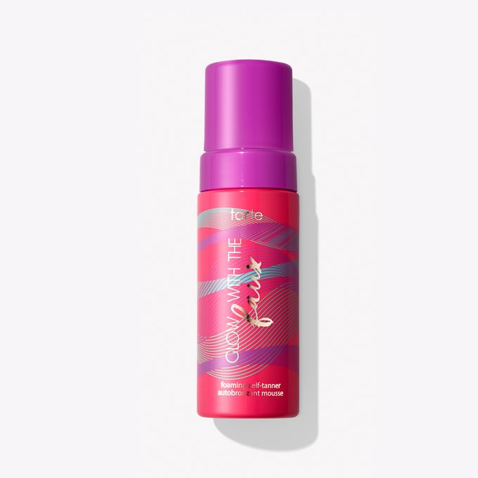 limited-edition glow with the faux foaming self-tanner with mitt | tarte cosmetics (Global)