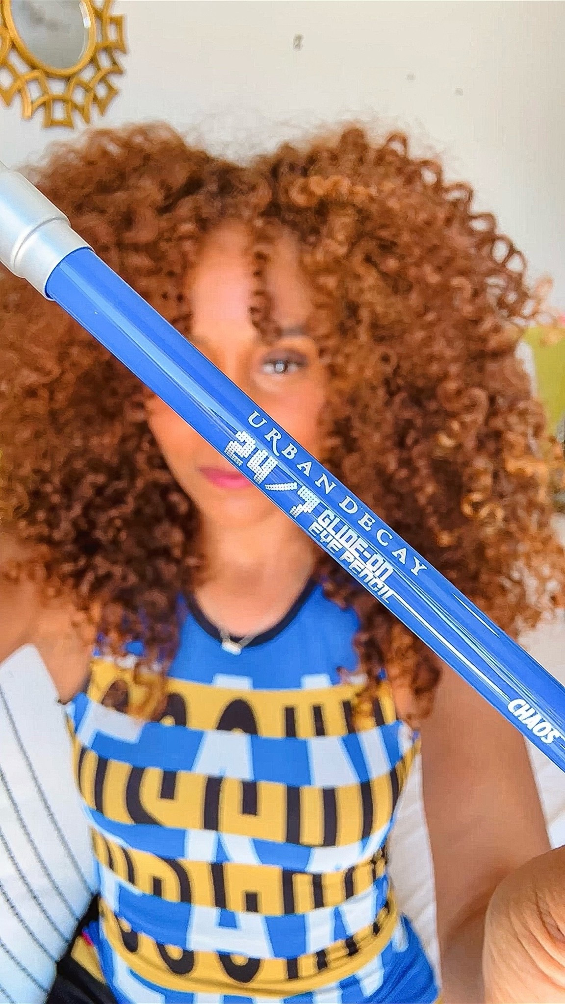 Just wing it… life, eyeliner, everything 💙✨  

Currently obsessed with this electric blue eyeliner moment ⚡️  

Shop this look on my LTK, link in bio 🛒  

#MakeupLook #BlueEyeliner #BeautyContent #MiamiContentCreator #UrbanDecayCosmetics  

[Gifted Items]