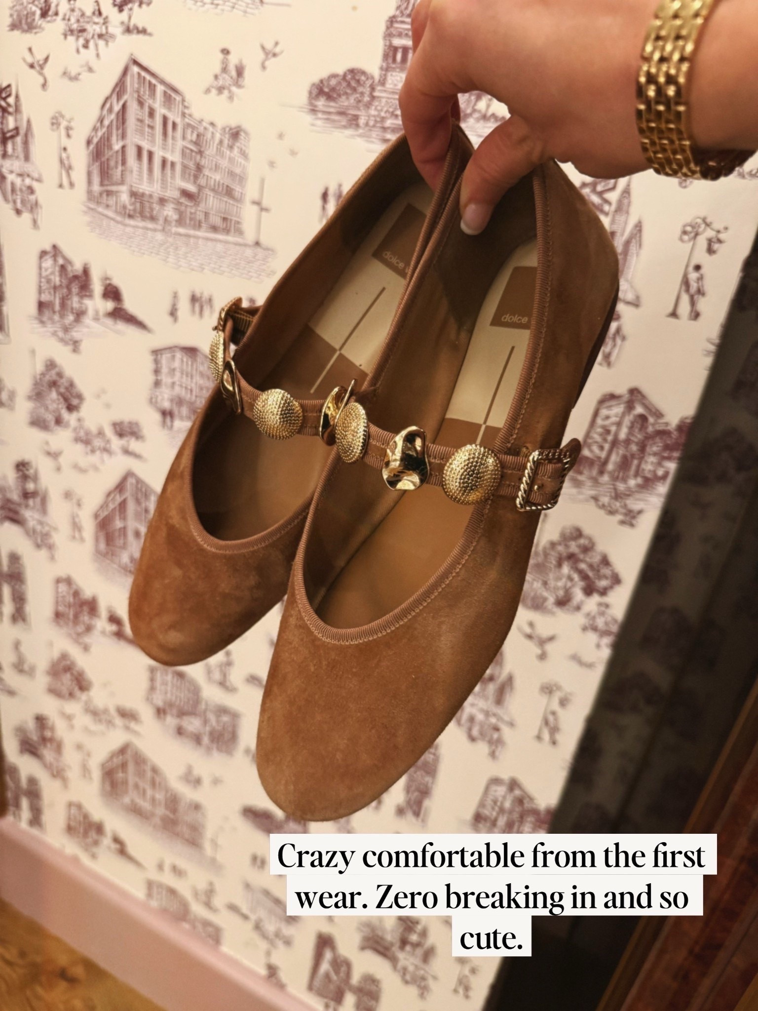 Life these flats. They are comfortable and so cute 

#LTKSeasonal